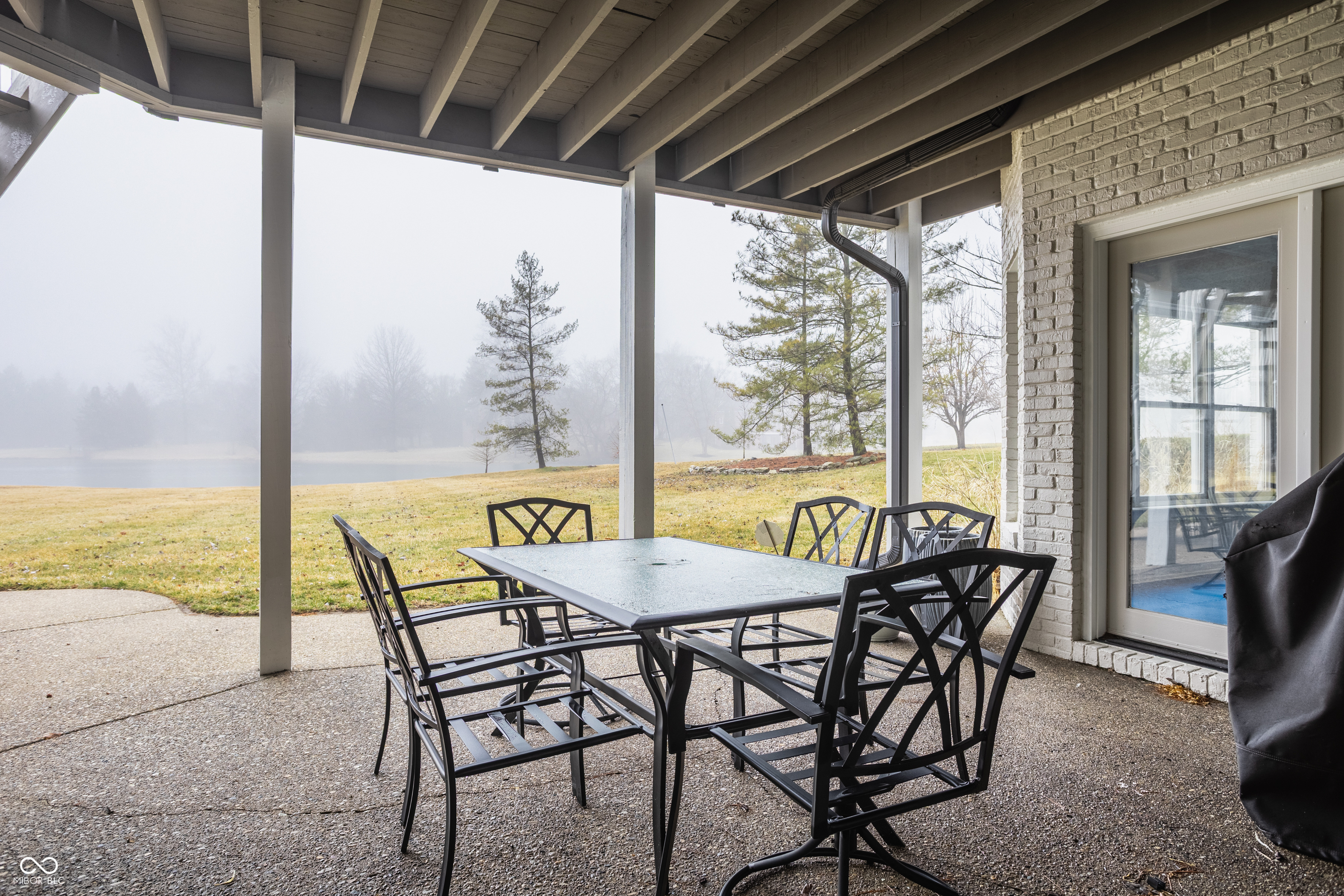 9889 Summerlakes Drive