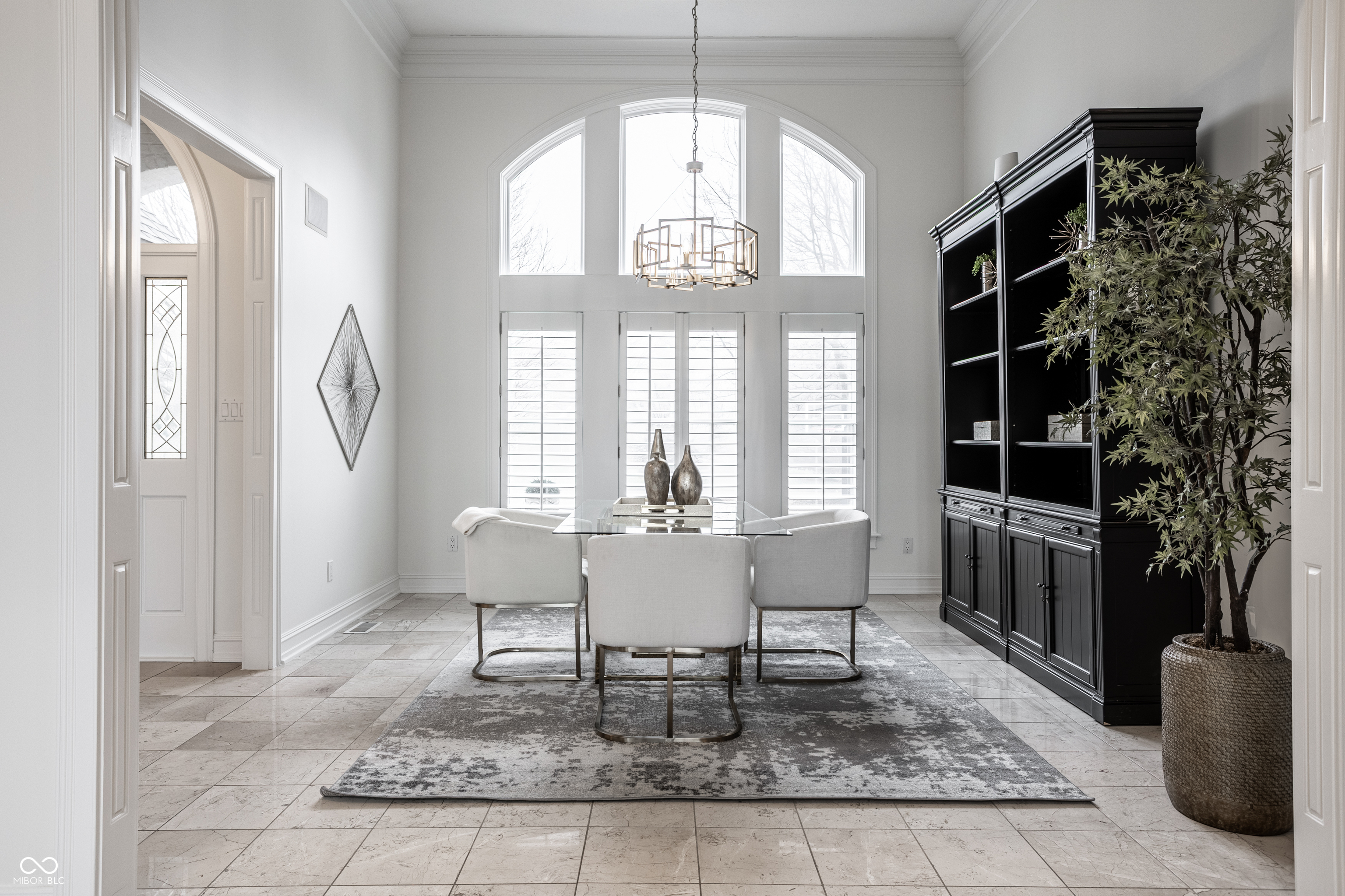 9889 Summerlakes Drive