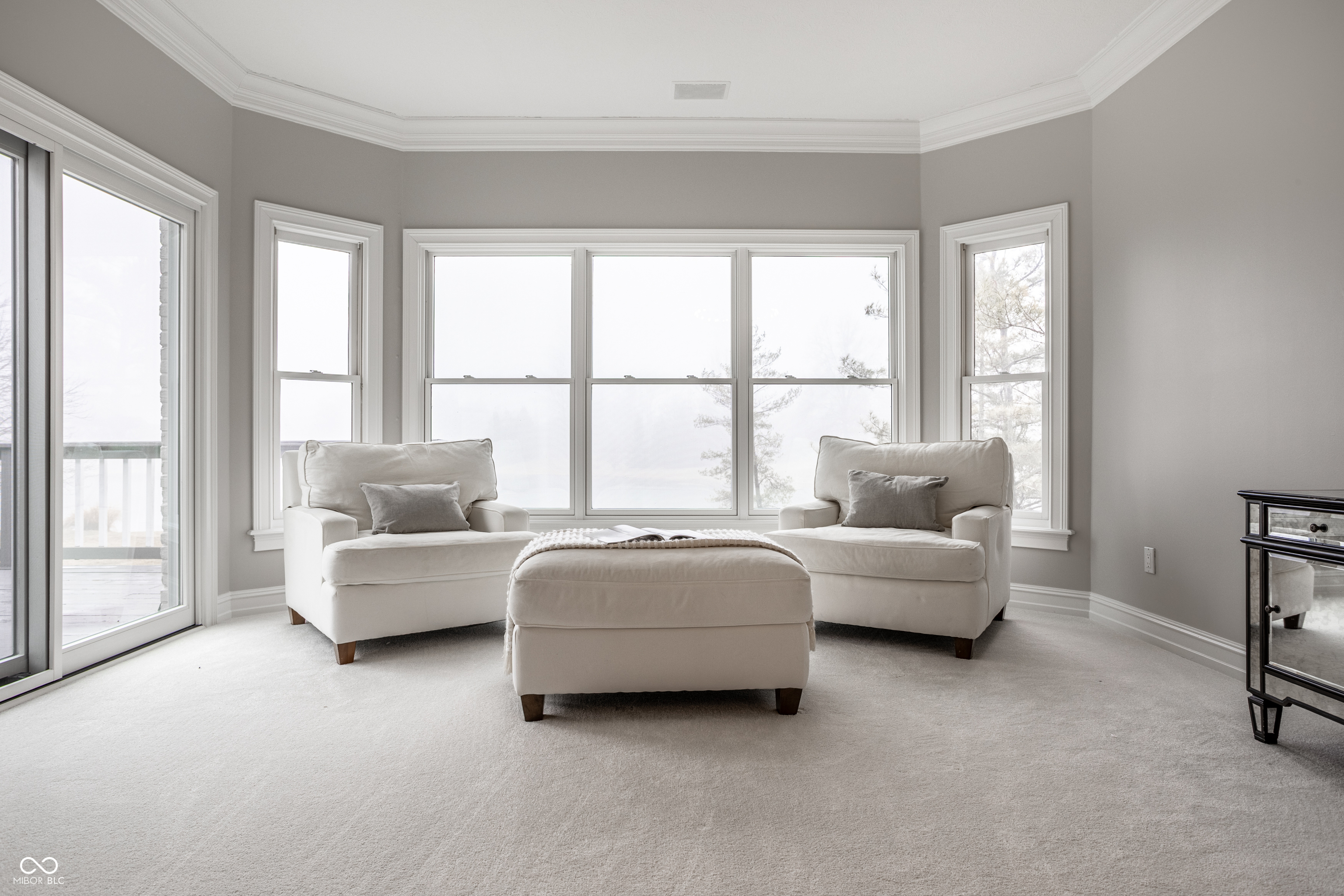 9889 Summerlakes Drive