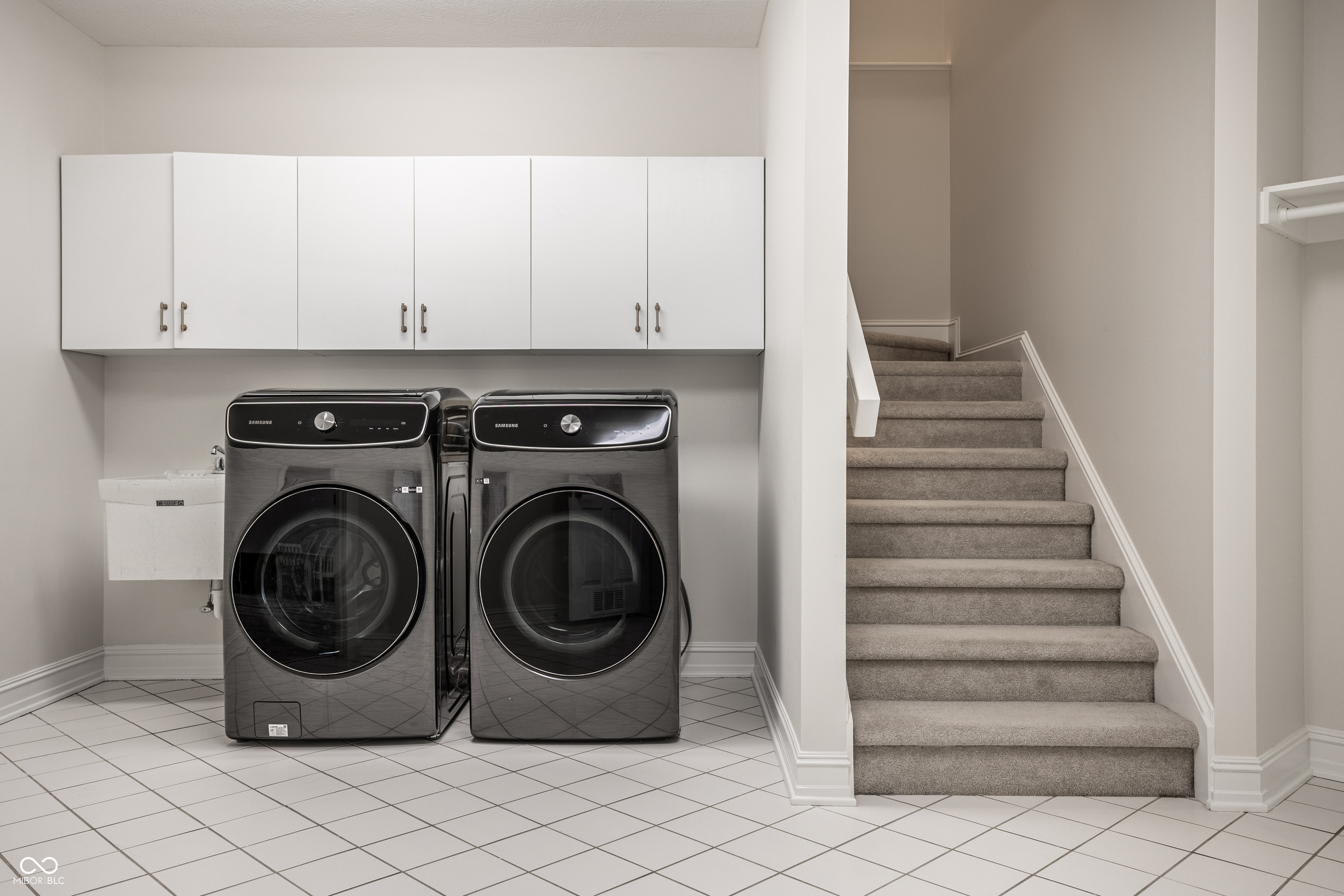 9889 Summerlakes Drive