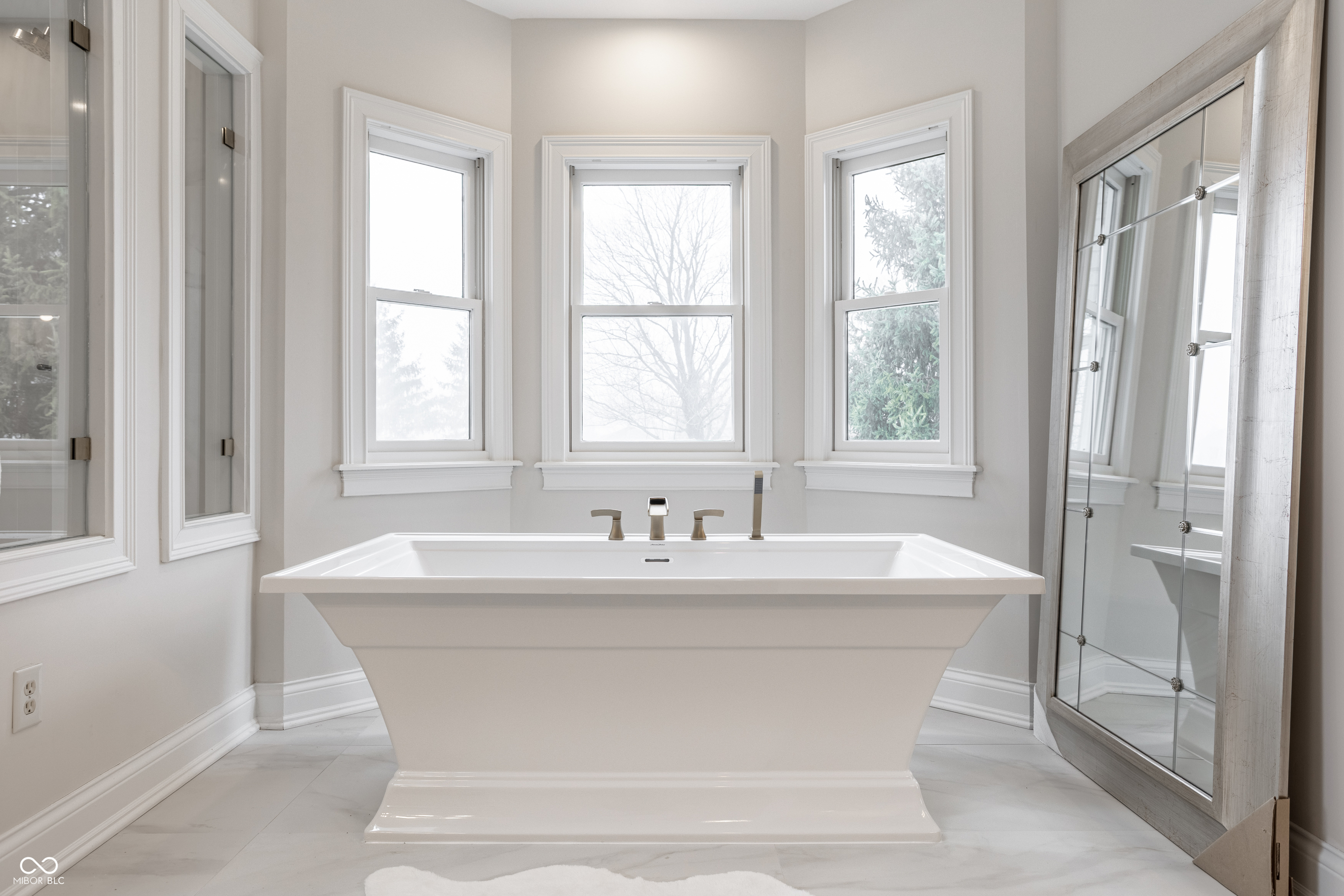 9889 Summerlakes Drive