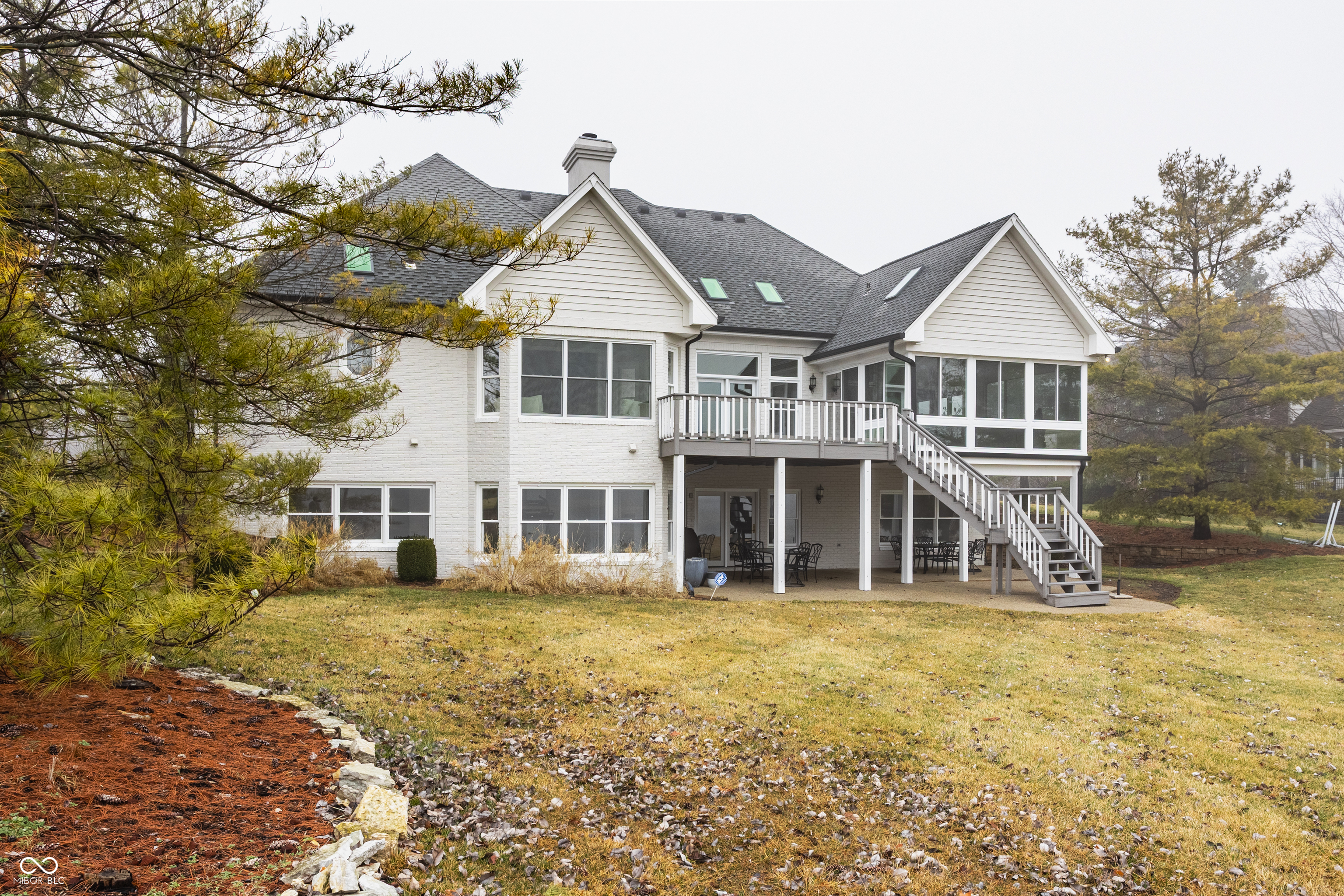 9889 Summerlakes Drive