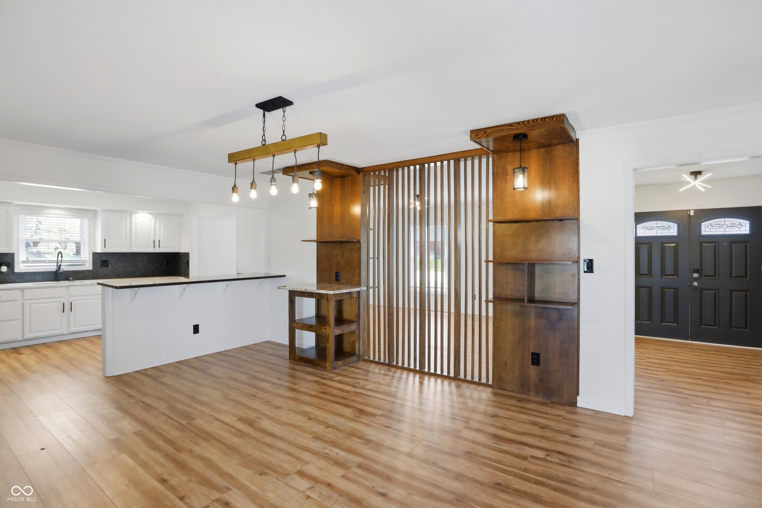 512 Lexington Boulevard