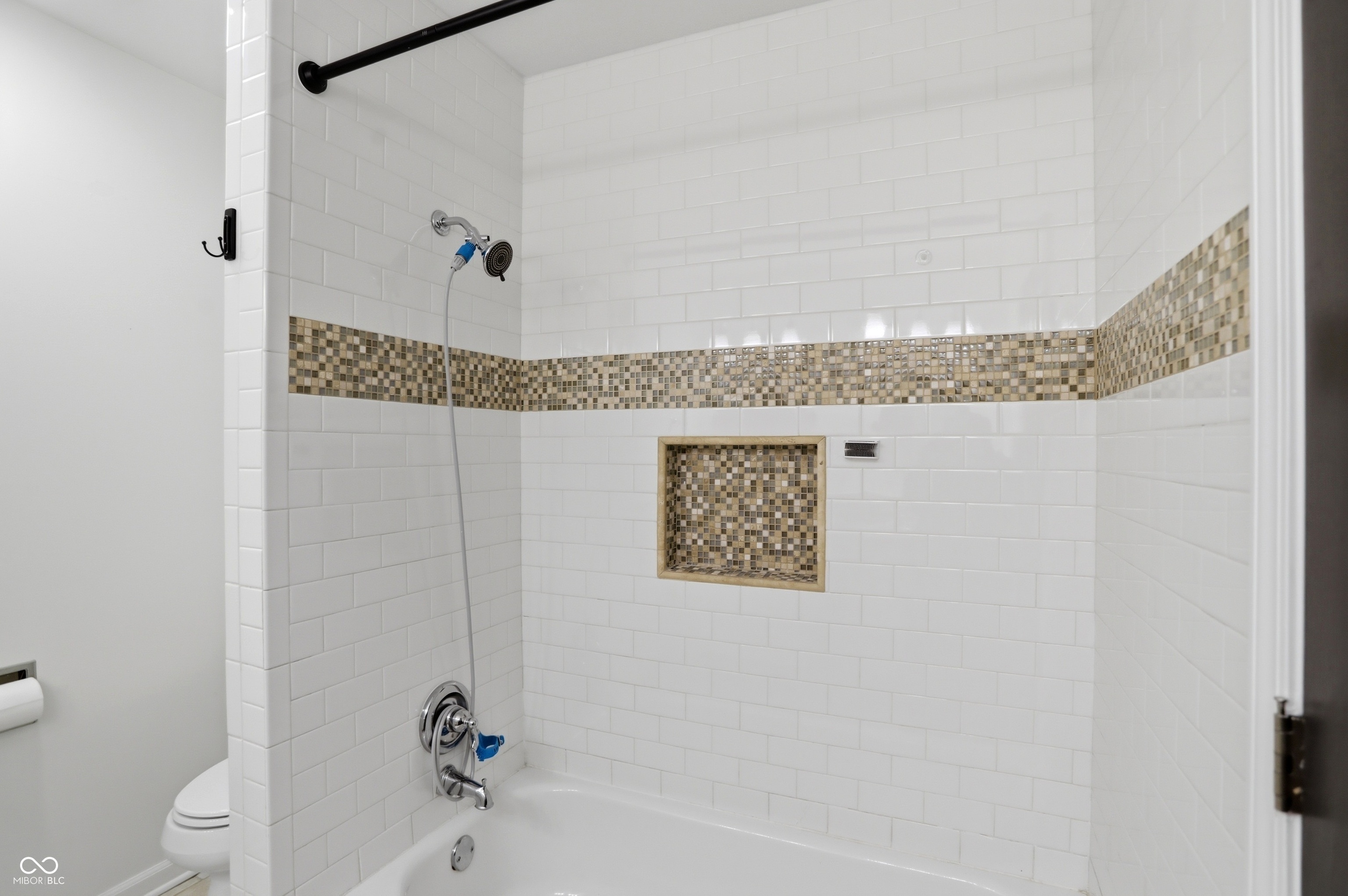 512 Lexington Boulevard