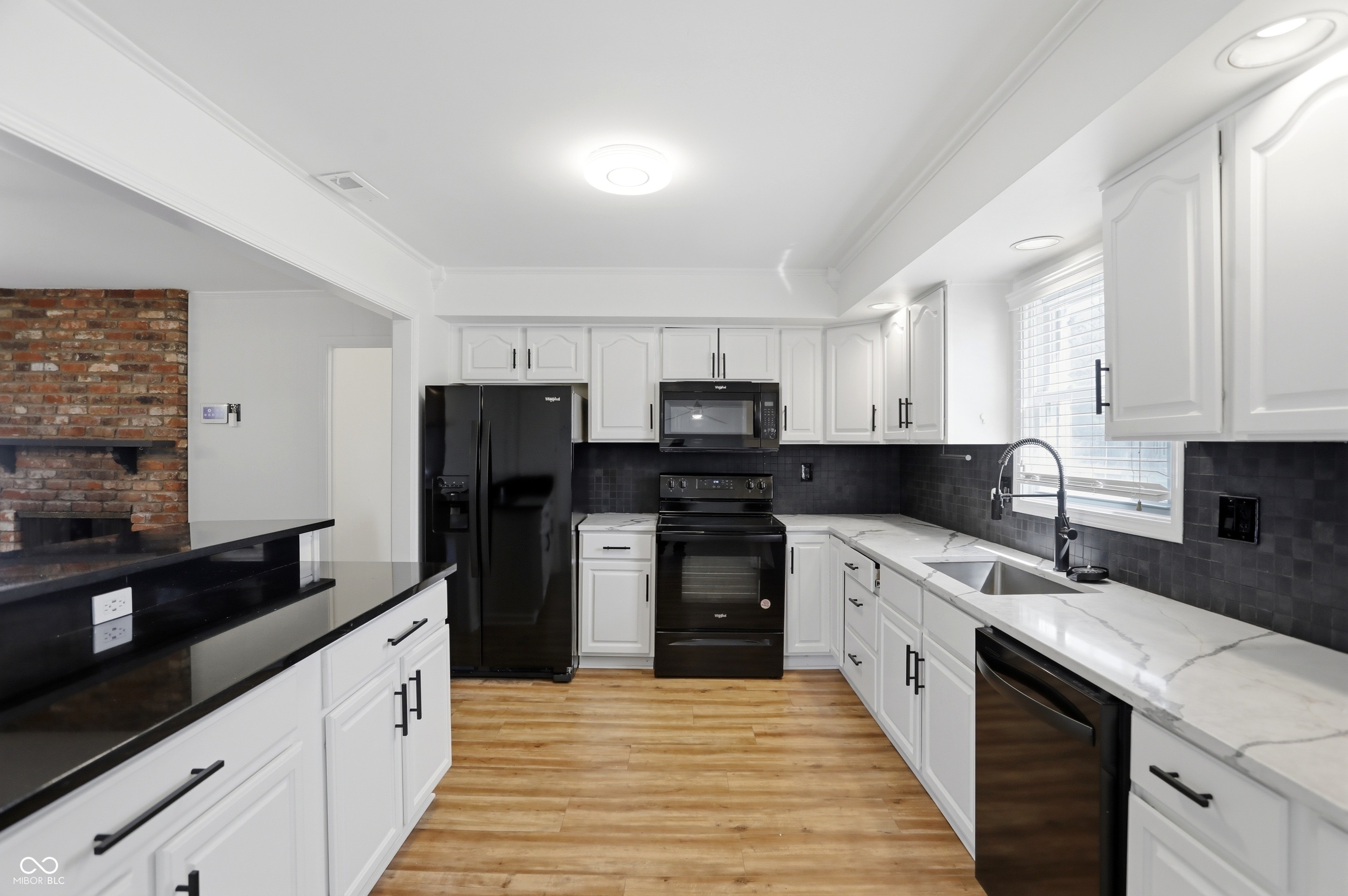 512 Lexington Boulevard