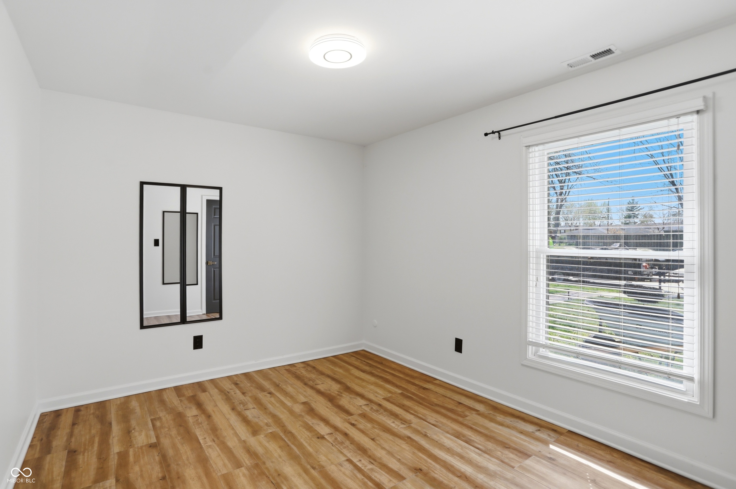 512 Lexington Boulevard