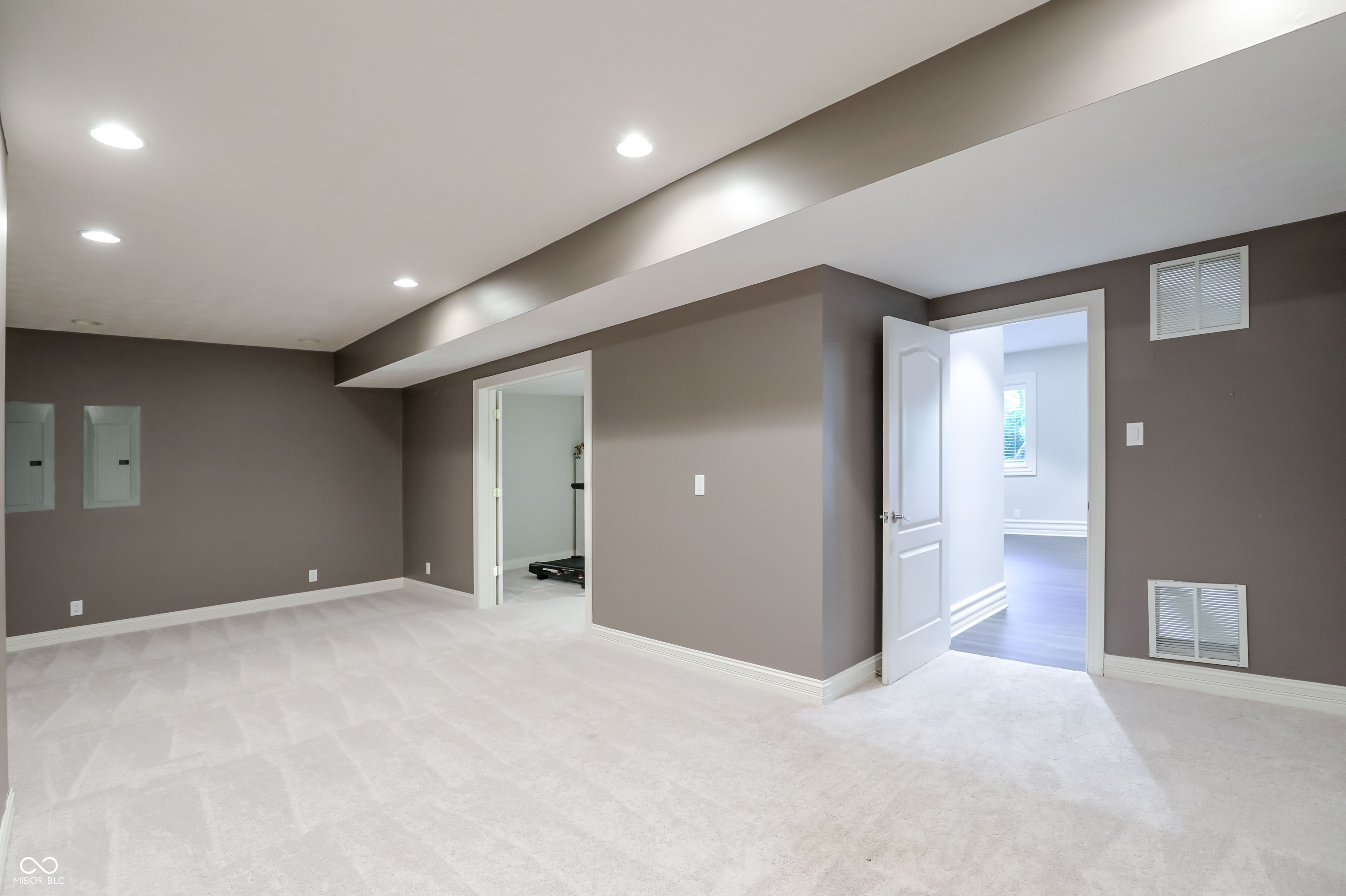 1013 Pine Hill Way