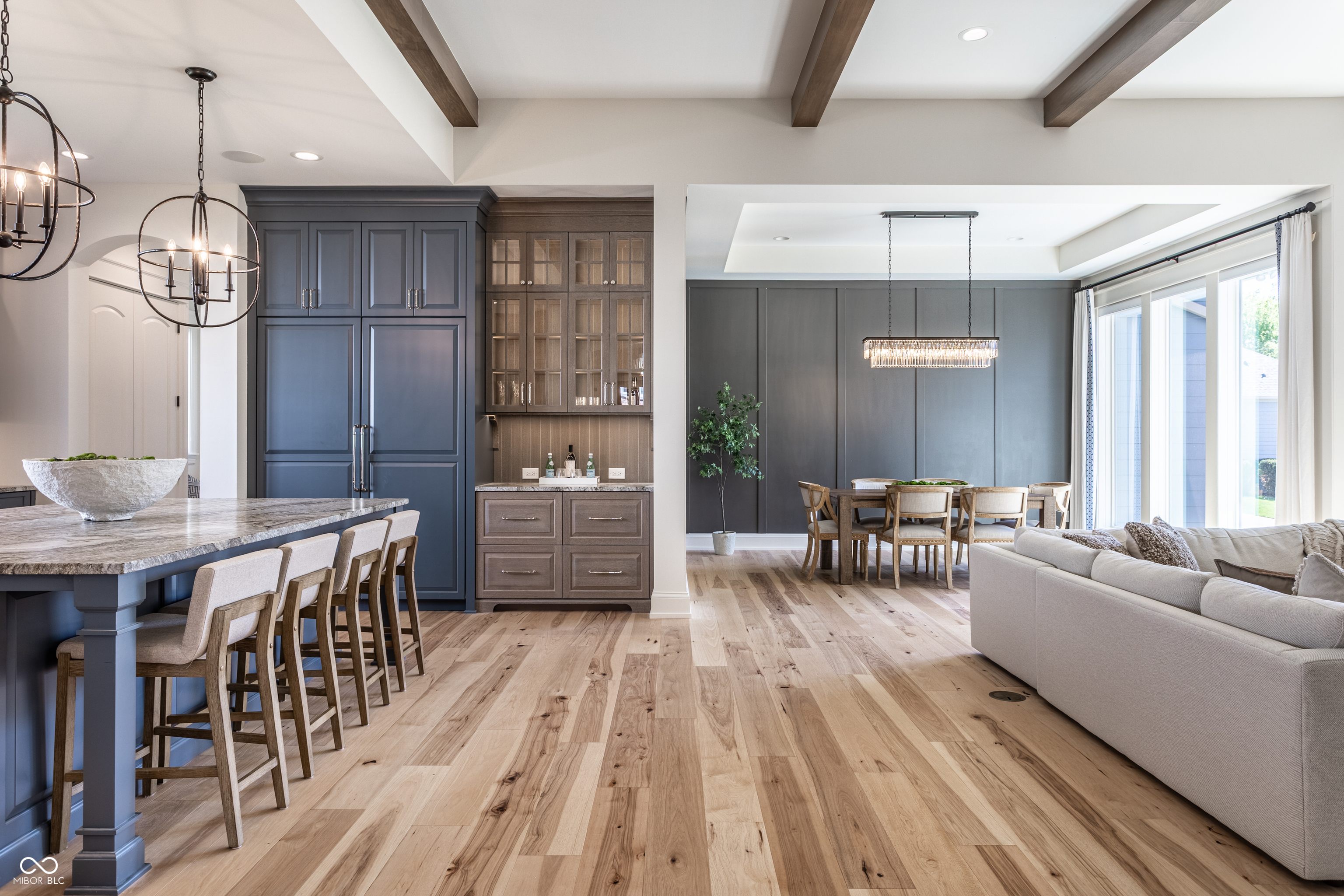 12839 Bird Cage Walk