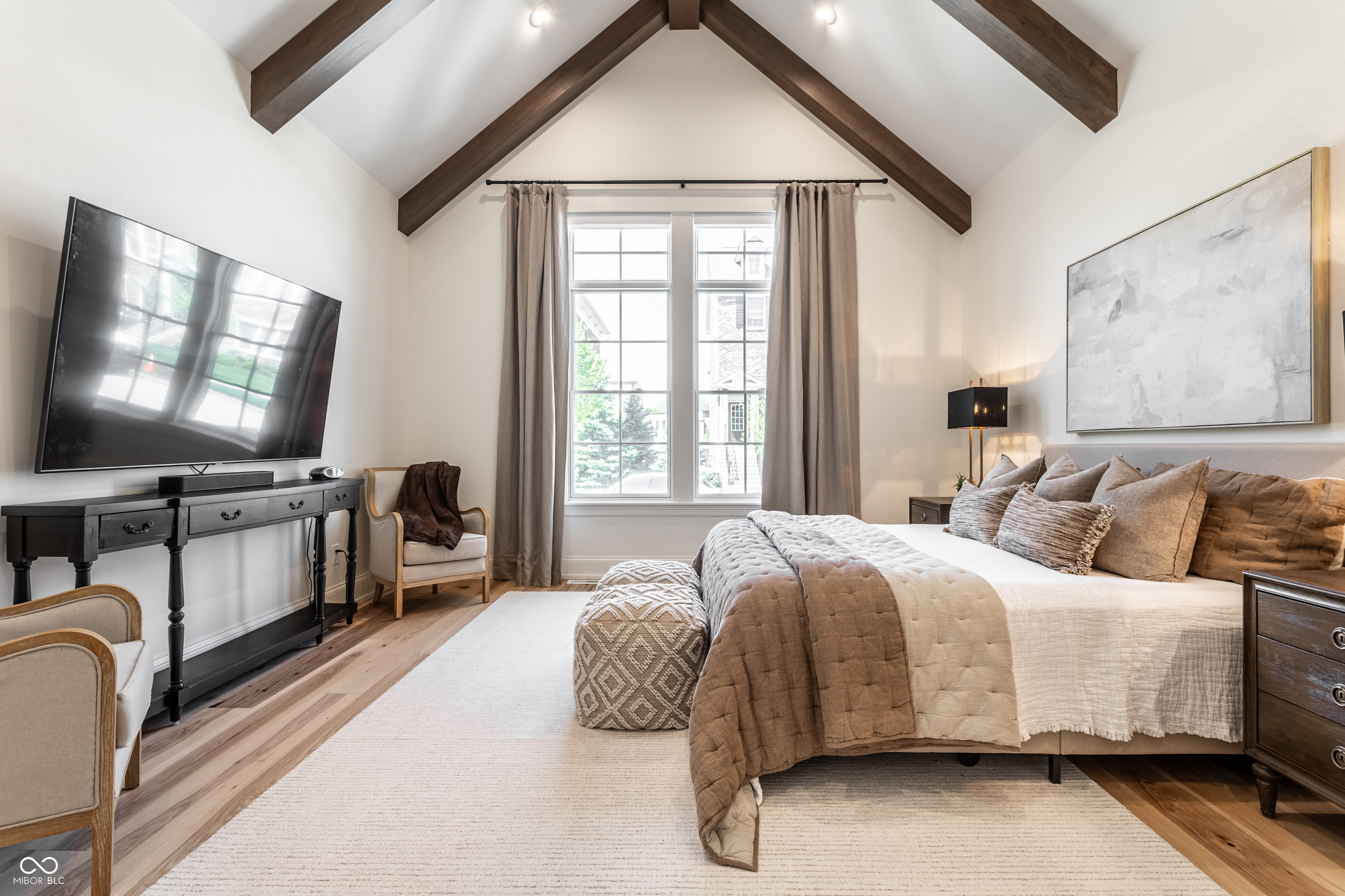 12839 Bird Cage Walk