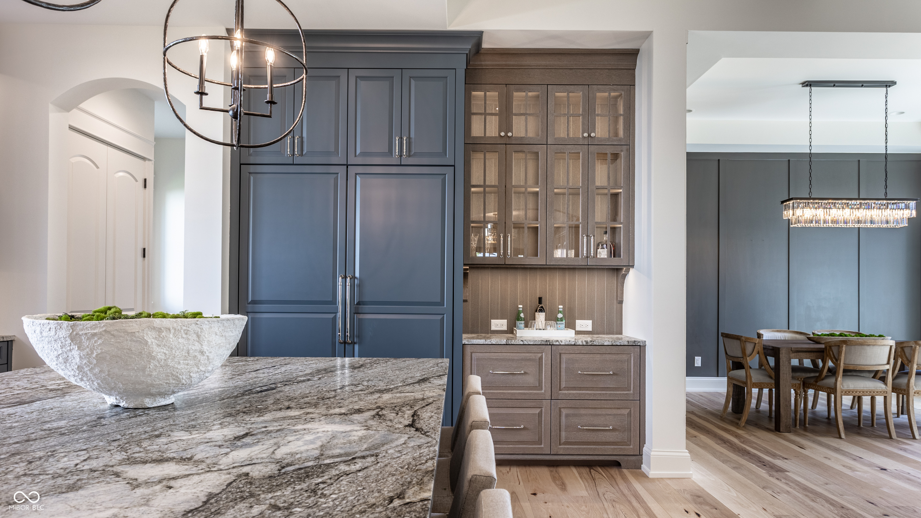 12839 Bird Cage Walk