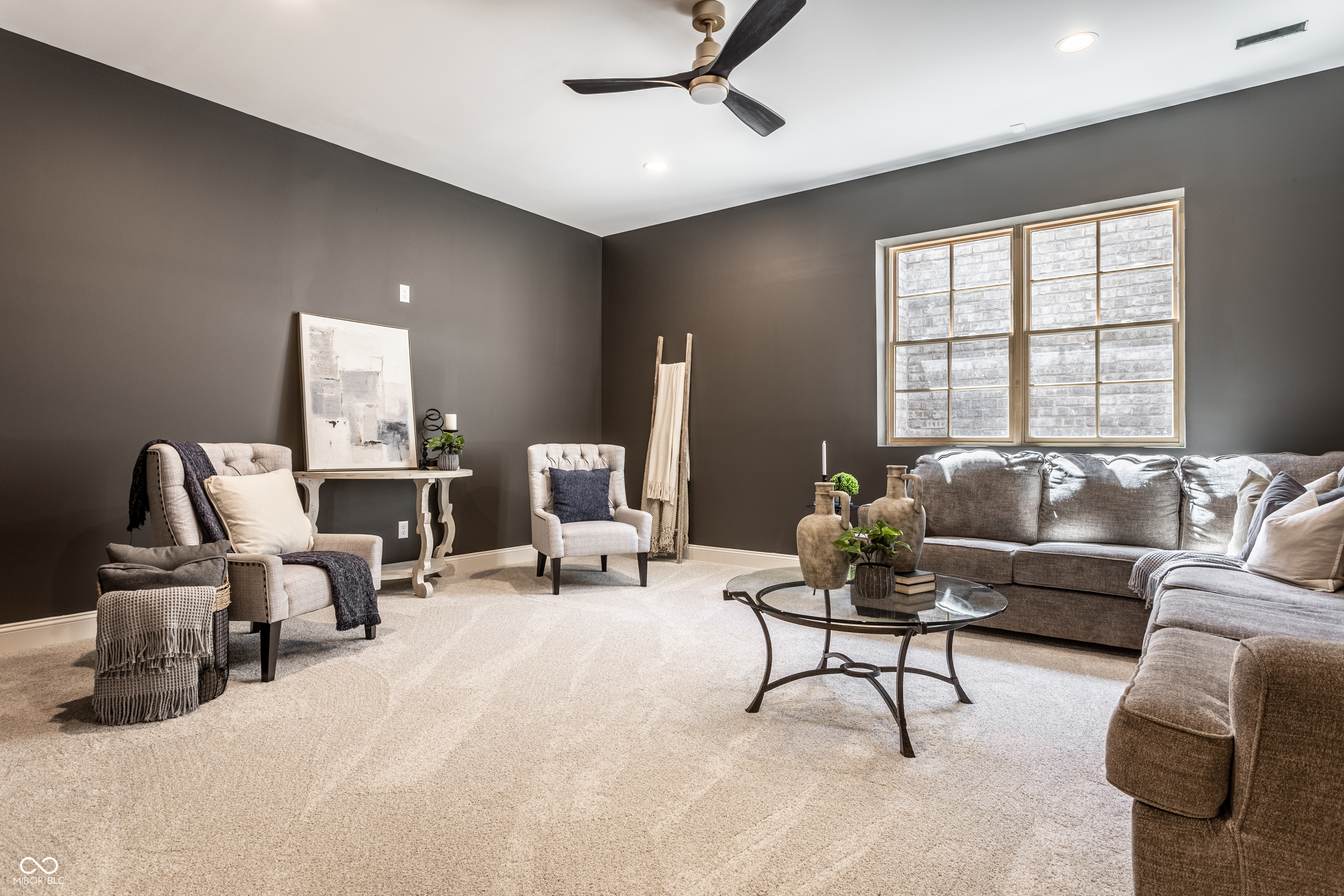 12839 Bird Cage Walk