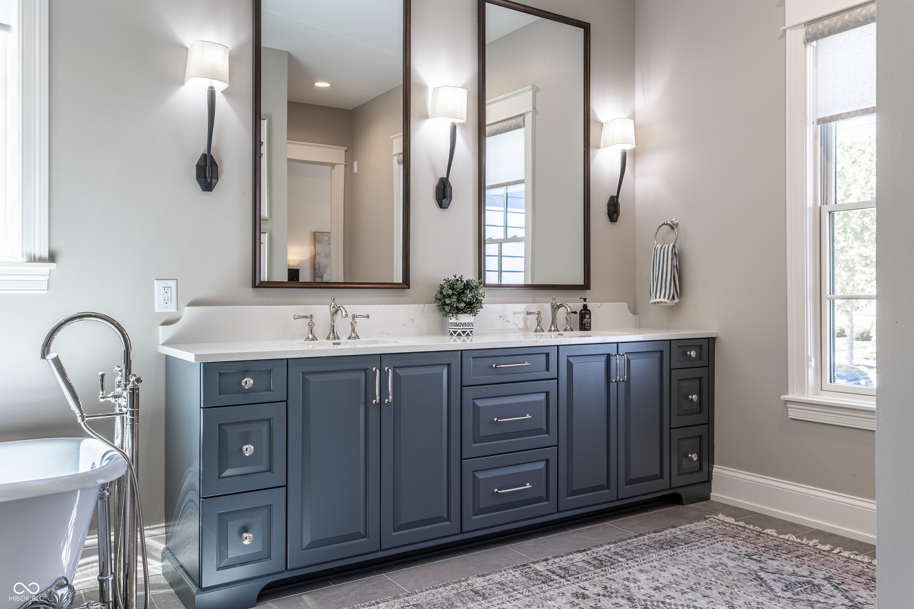 12839 Bird Cage Walk