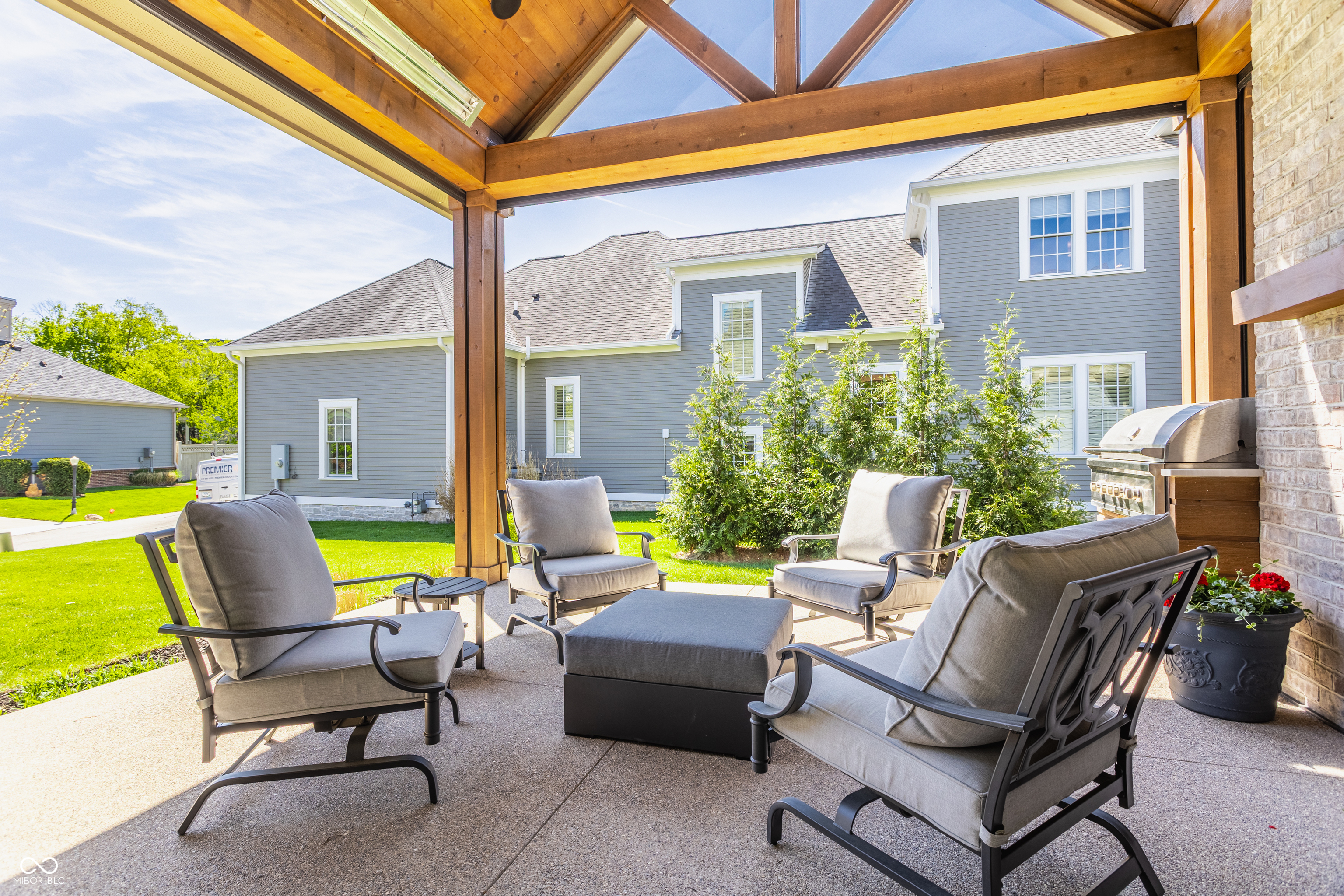 12839 Bird Cage Walk