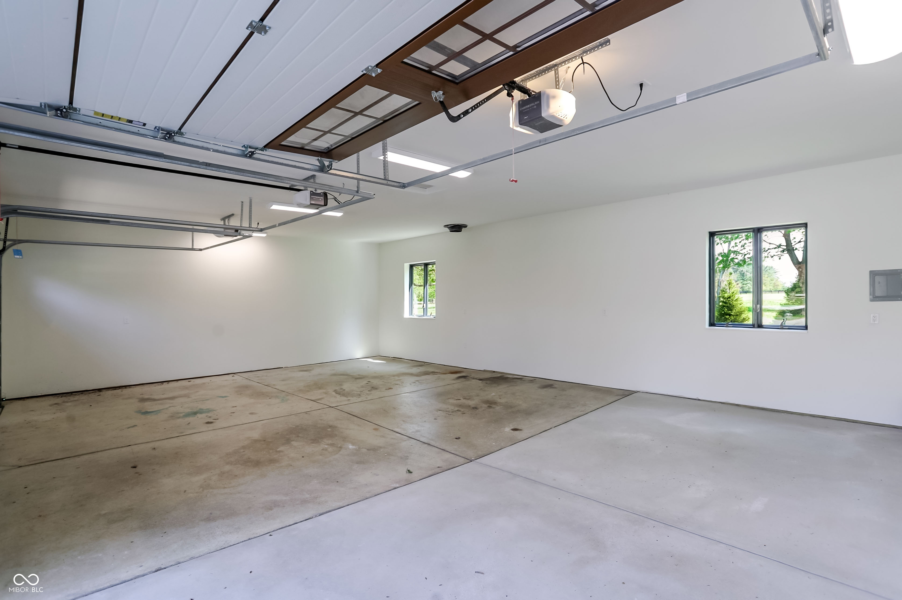 1255 W 161st Street