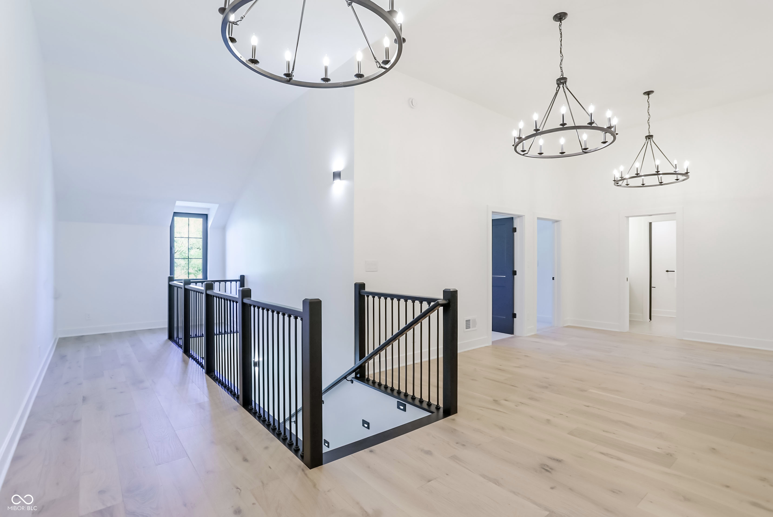 1255 W 161st Street