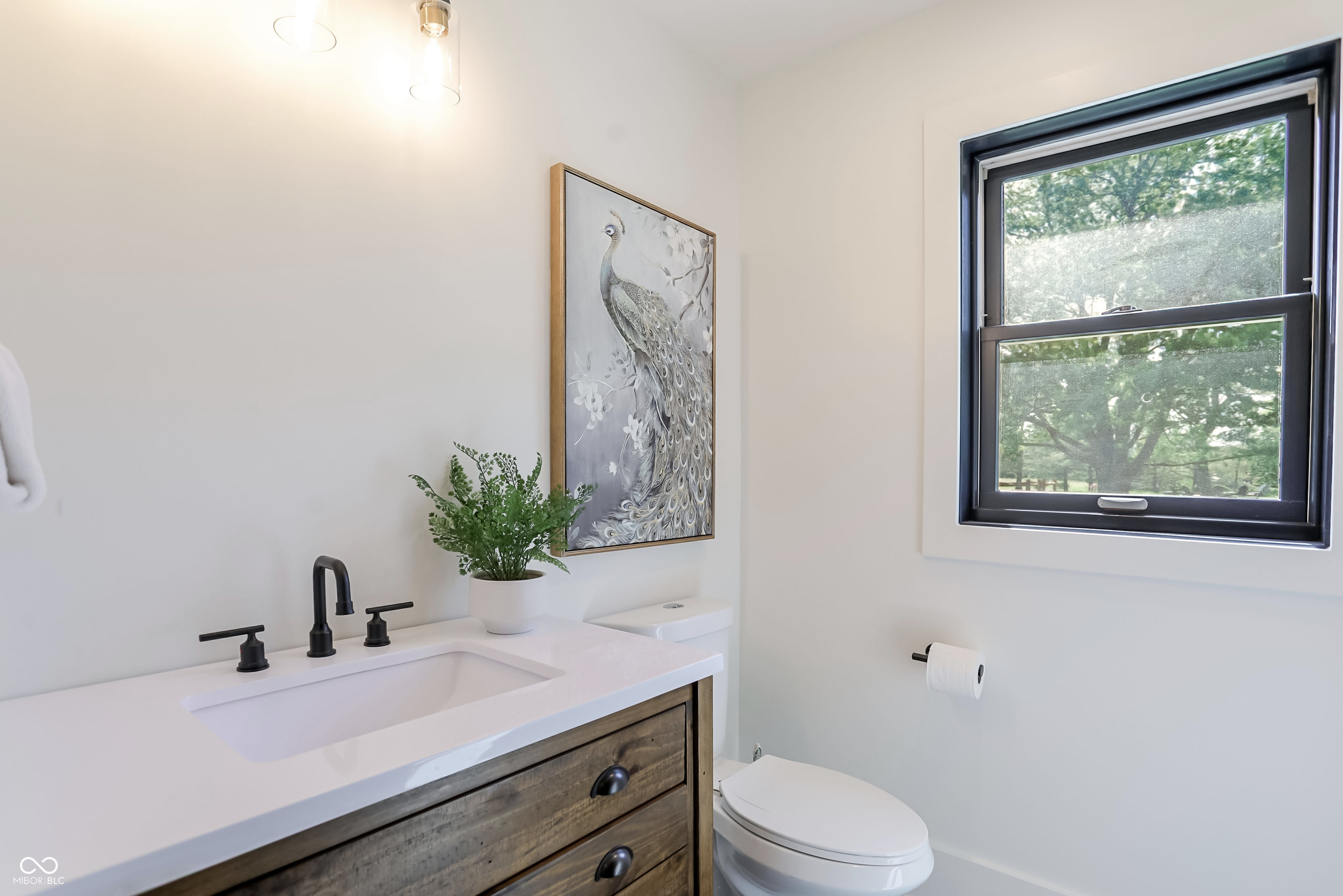 1255 W 161st Street