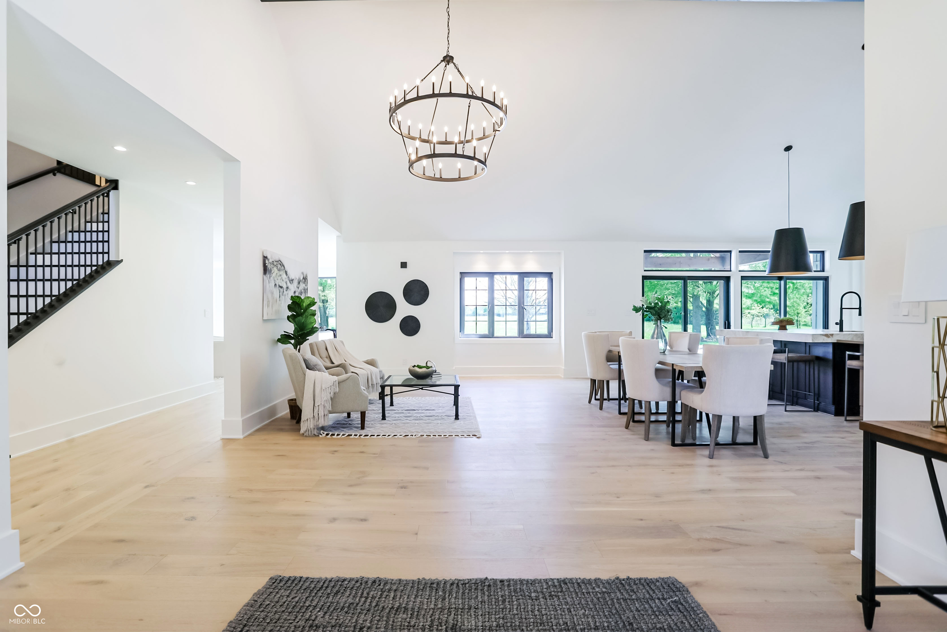 1255 W 161st Street