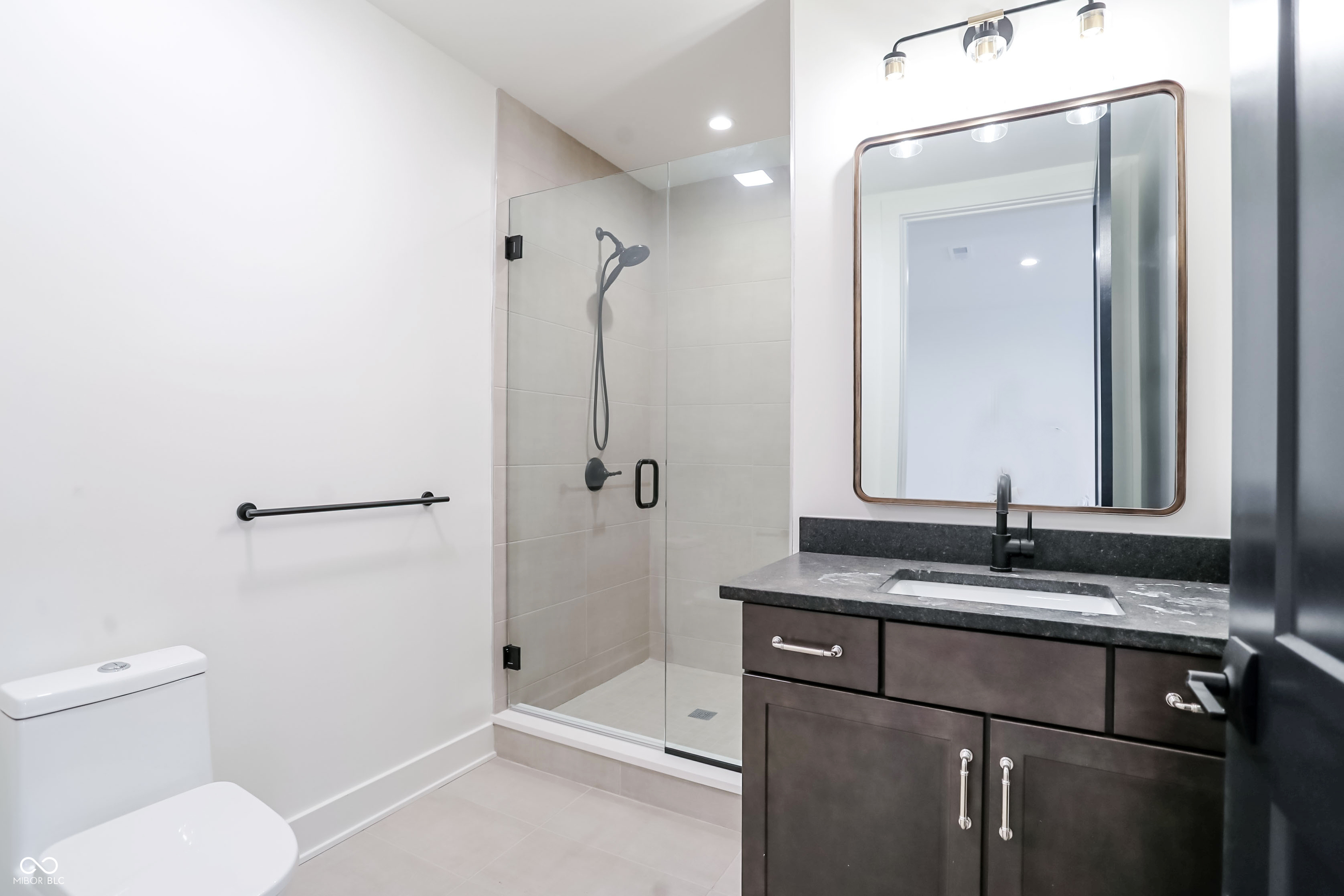 1255 W 161st Street
