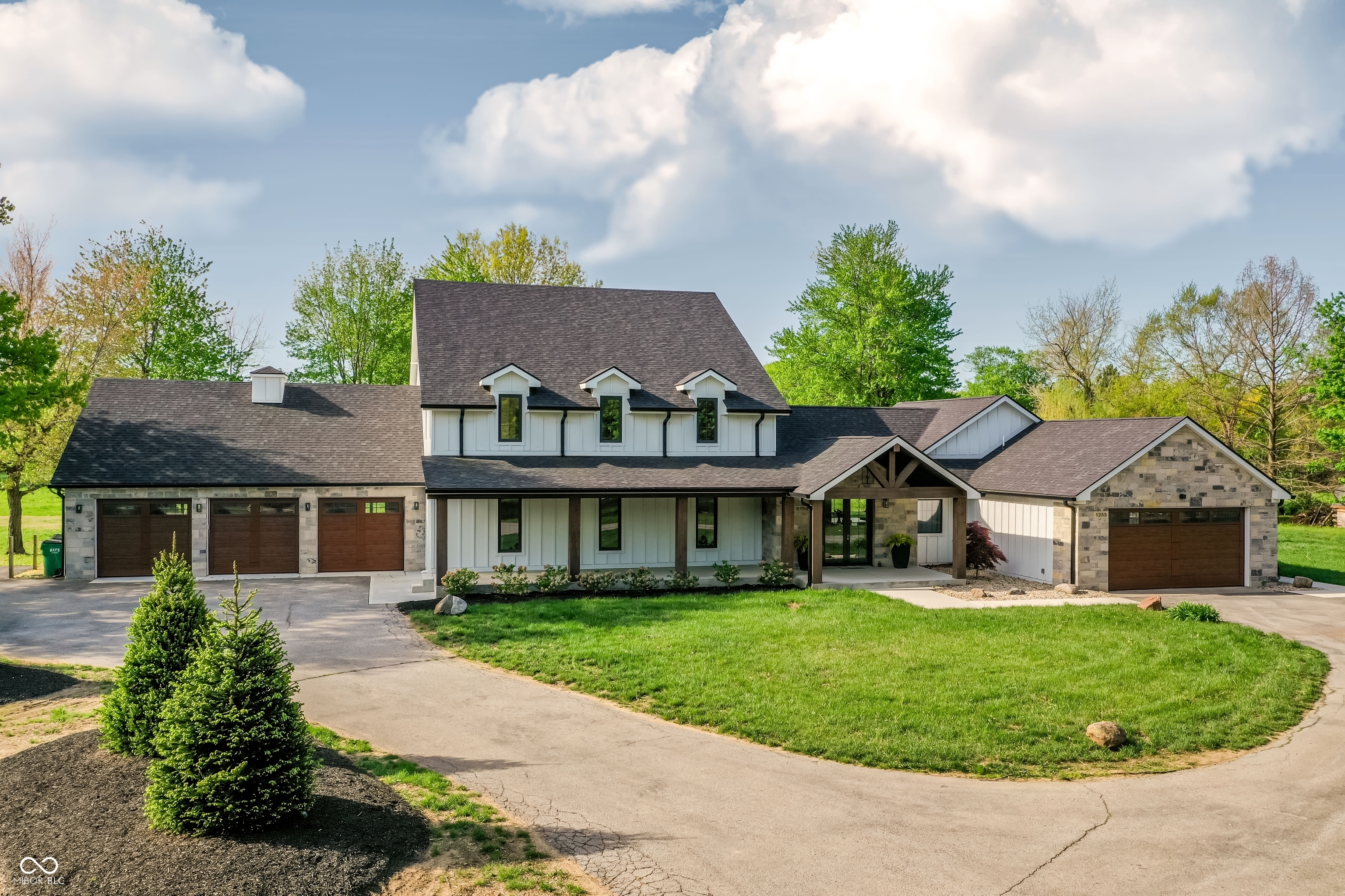 1255 W 161st Street