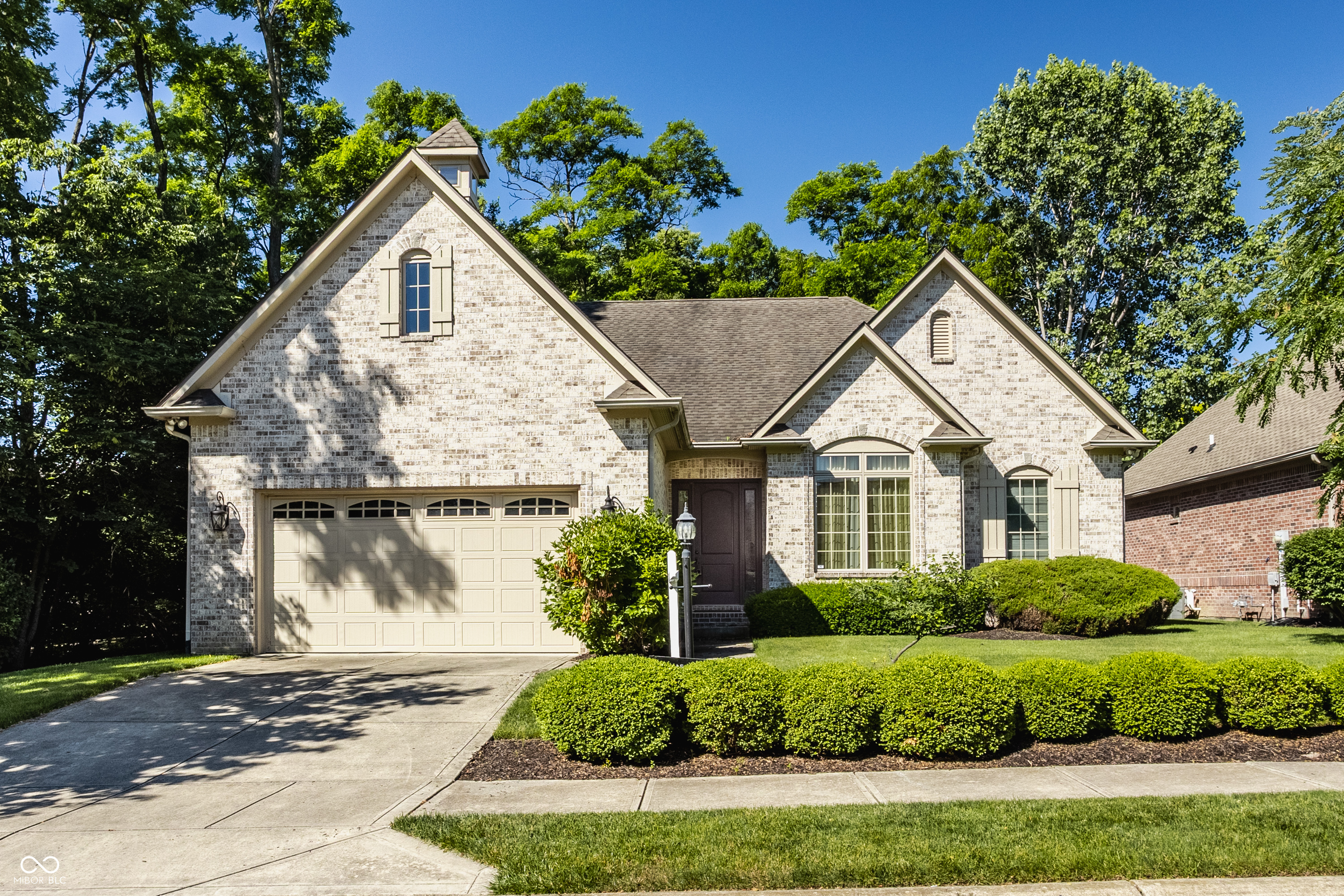 985 Oscar Lane