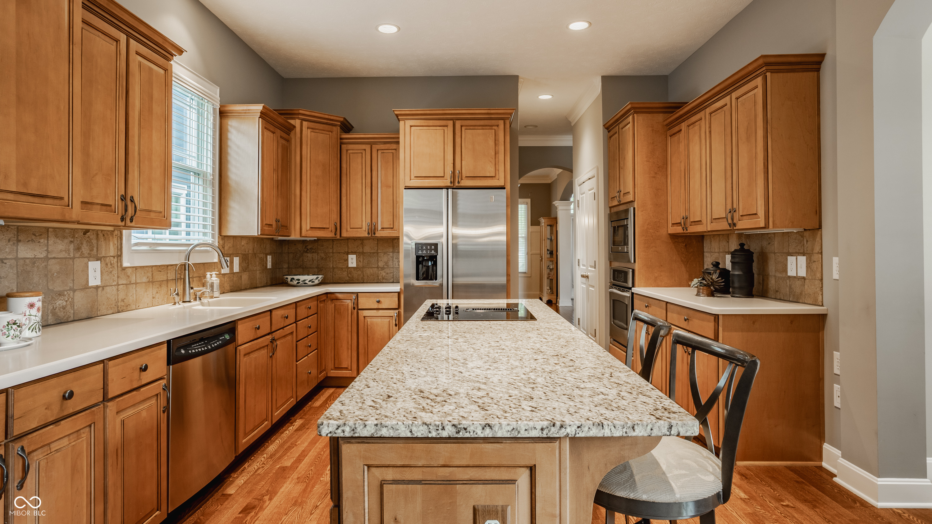 2213 Shaftesbury Road