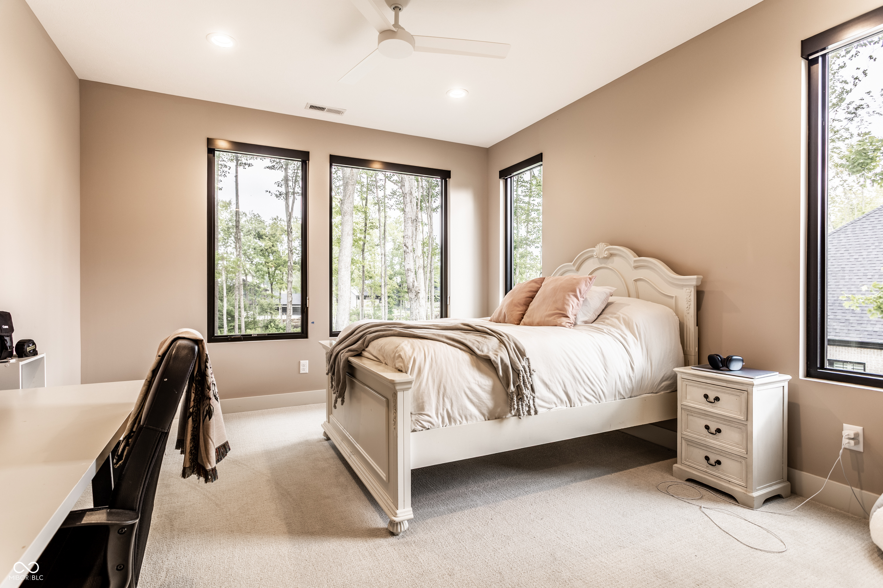 10400 Somerford Ridge