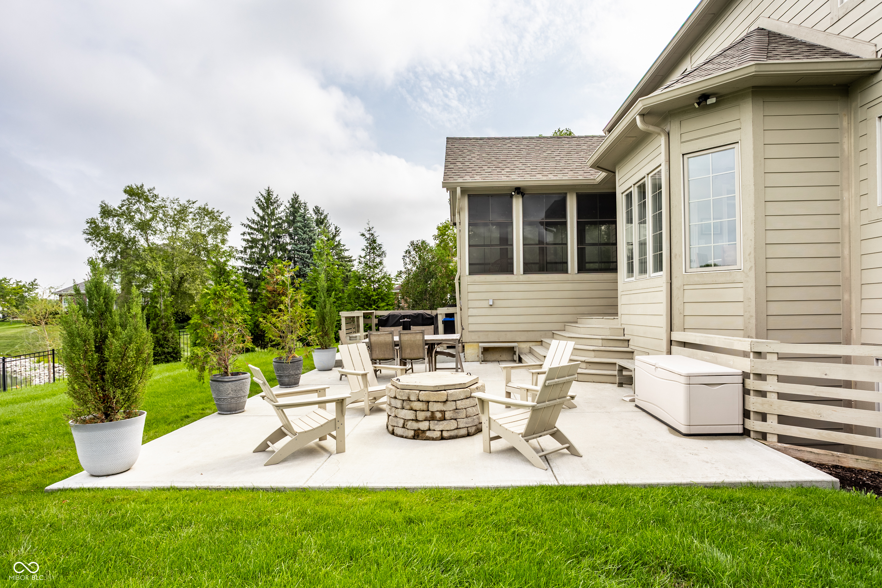 2422 Winfield Drive