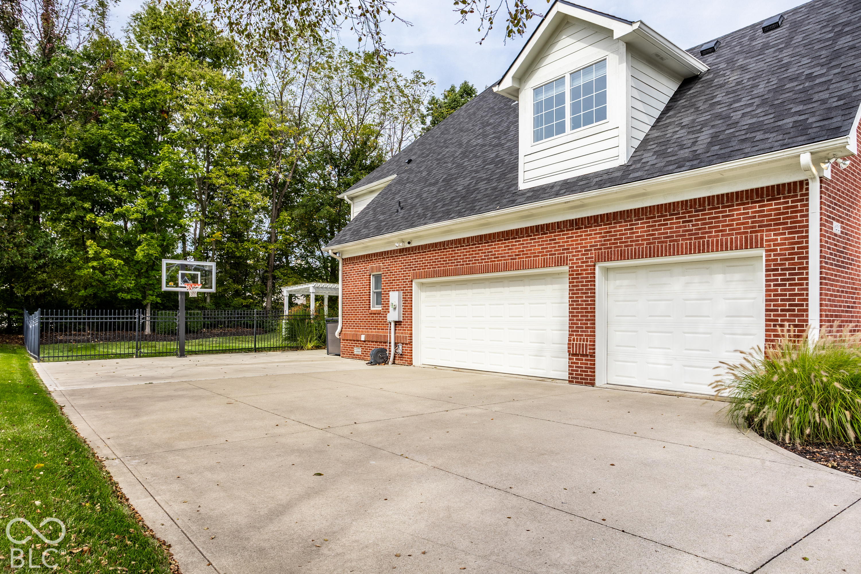 9252 Timberline Drive