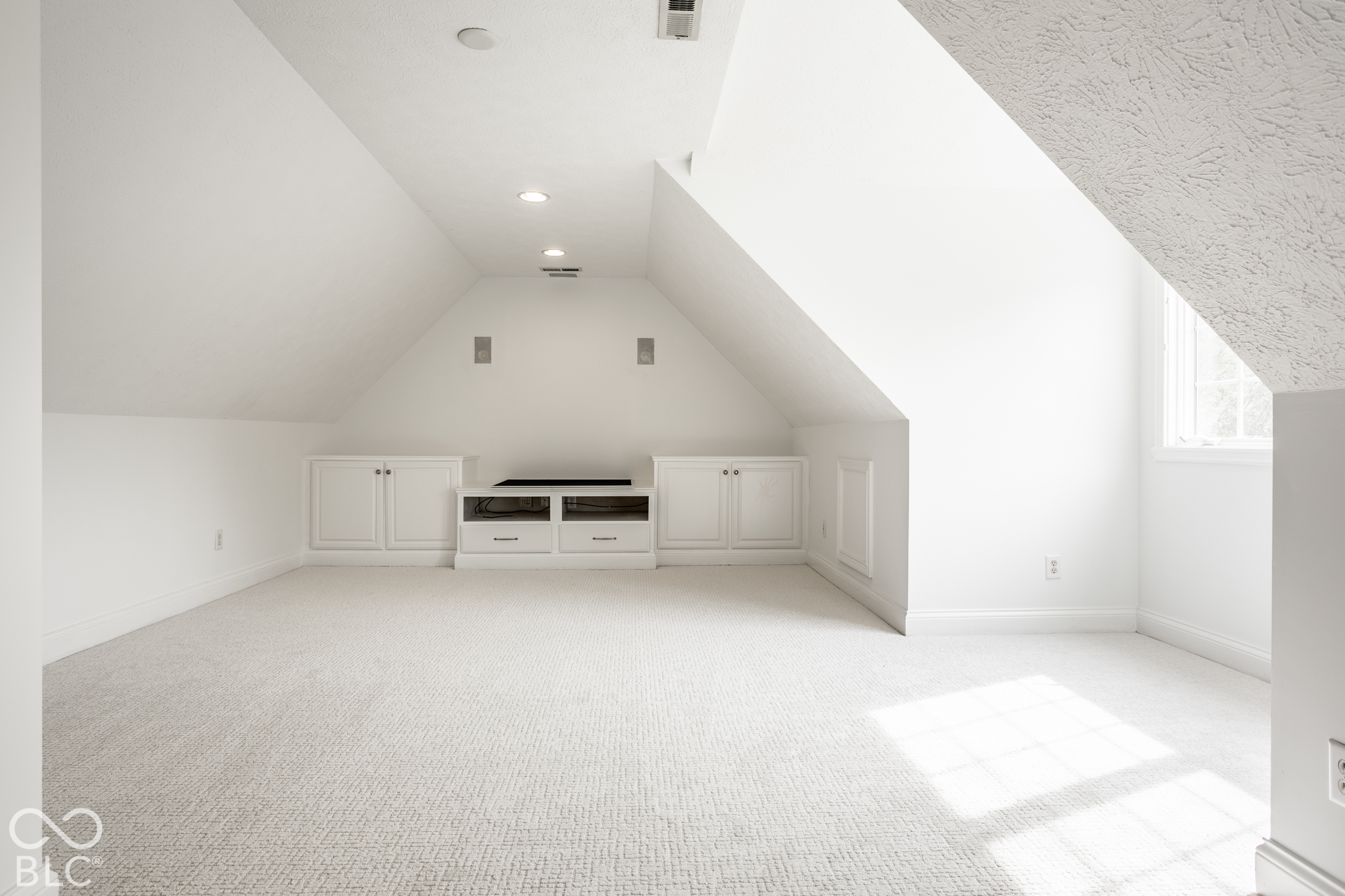 9252 Timberline Drive