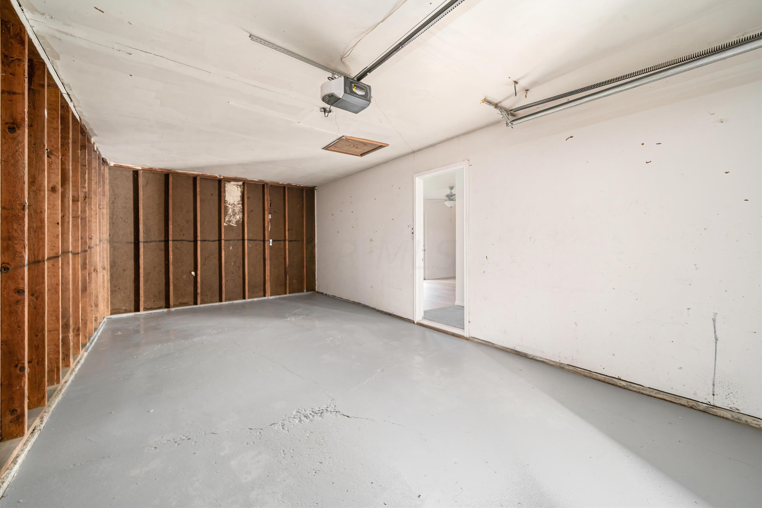 2553 Gatewood Road