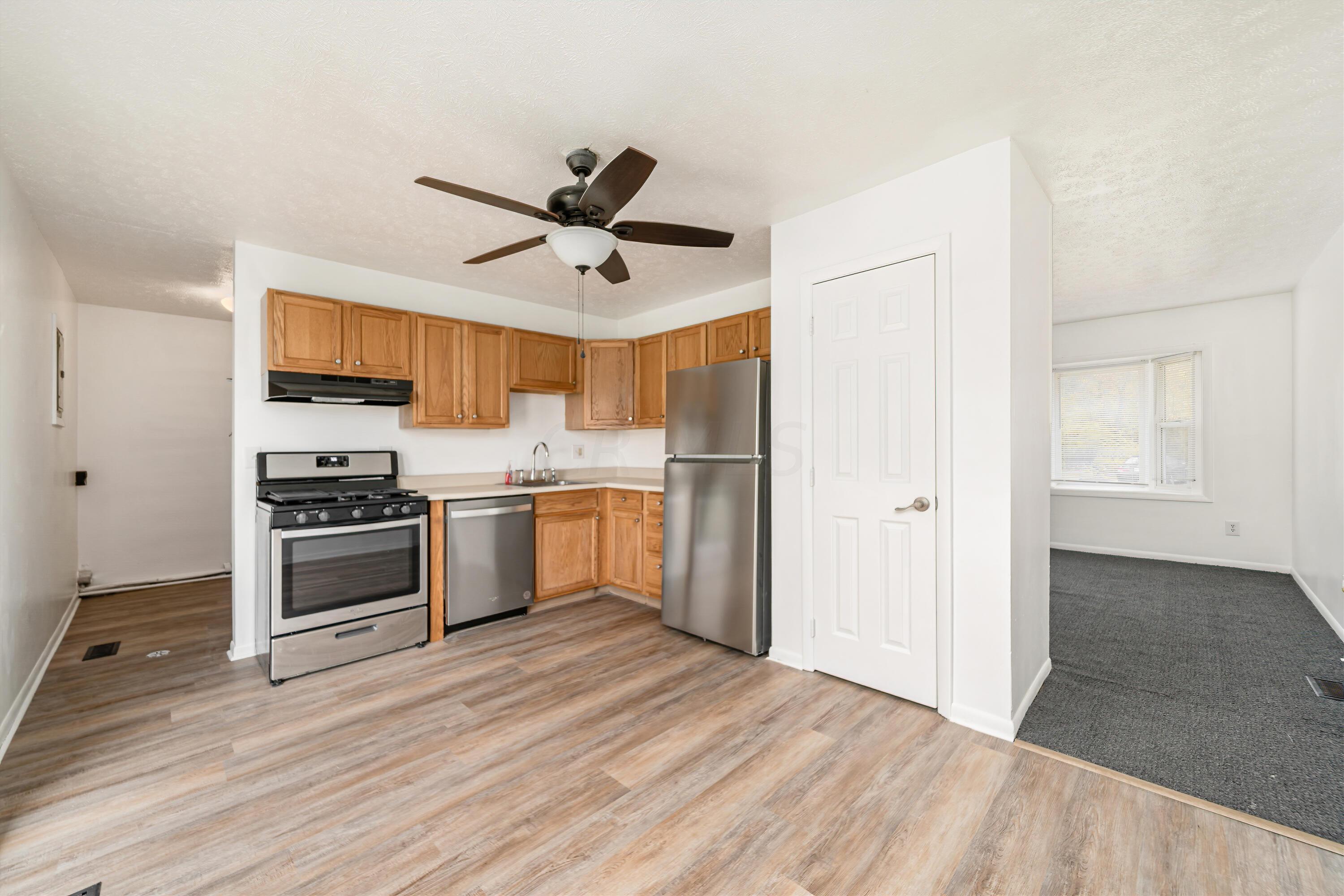 2553 Gatewood Road