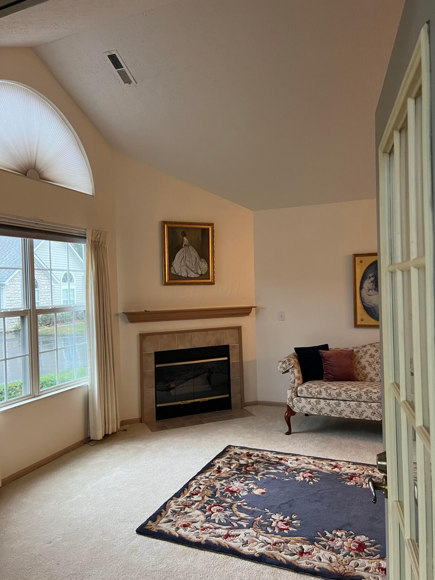 821 Windward Lane, 1-821