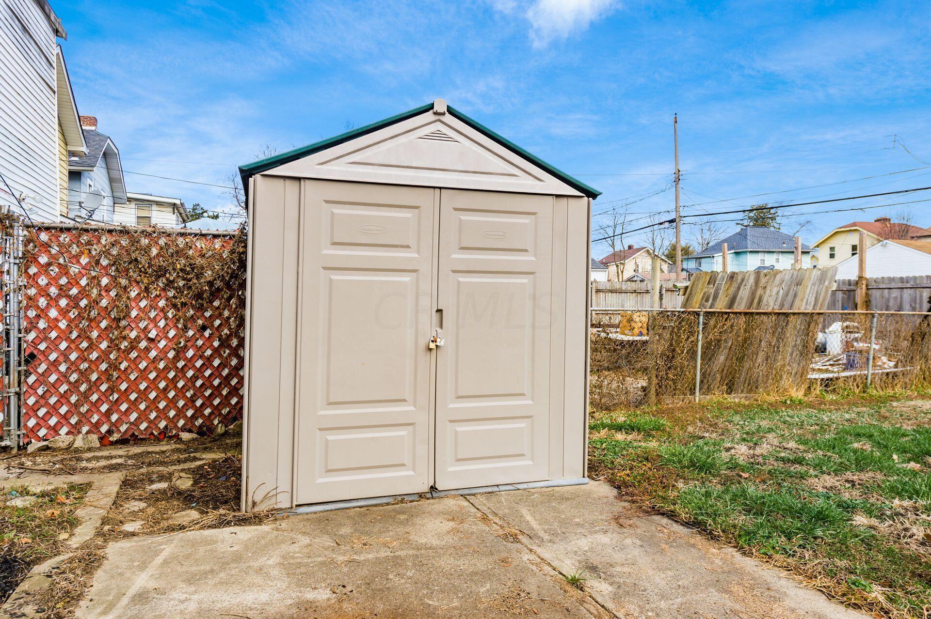 402 S Burgess Avenue