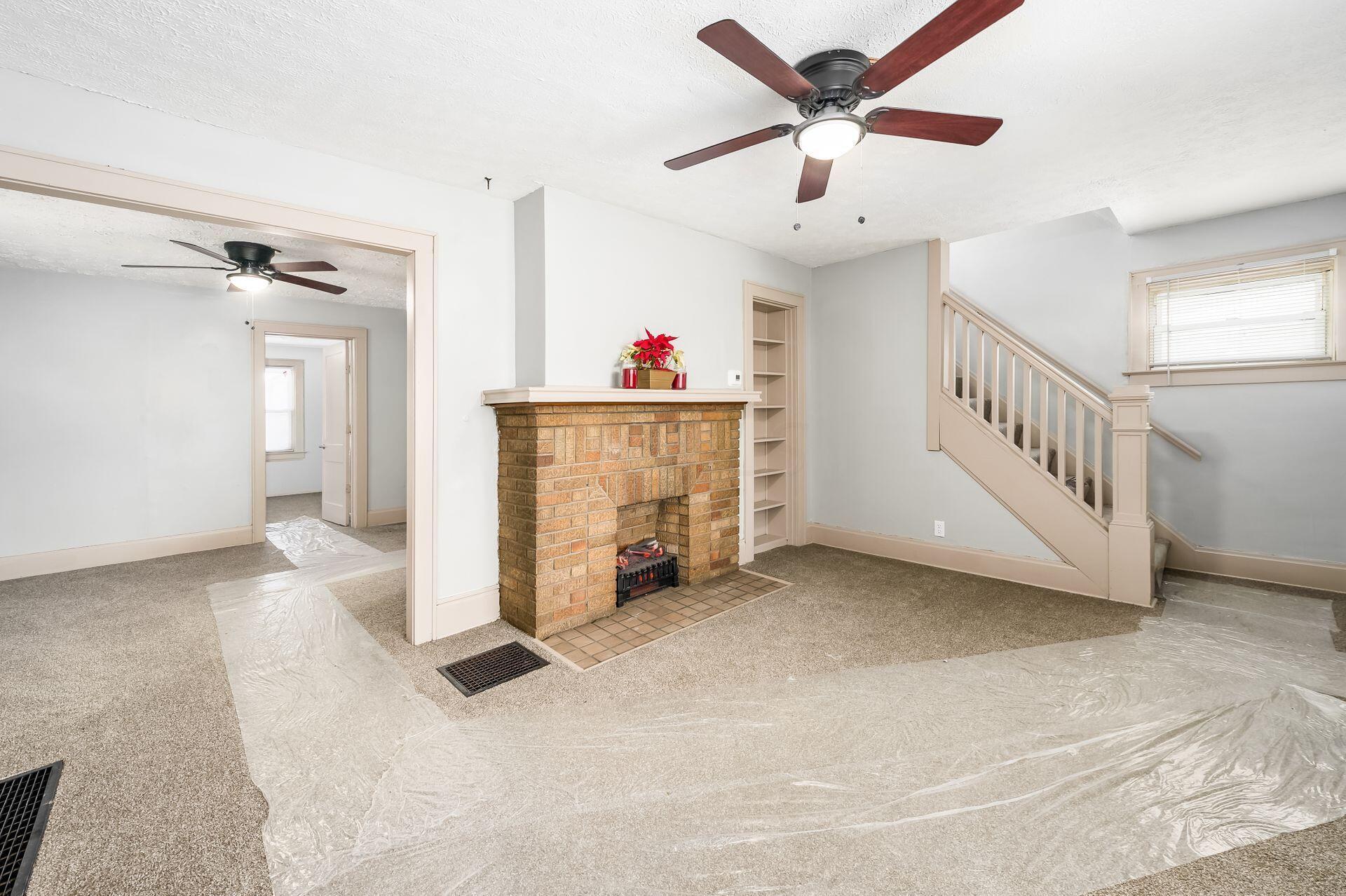 402 S Burgess Avenue