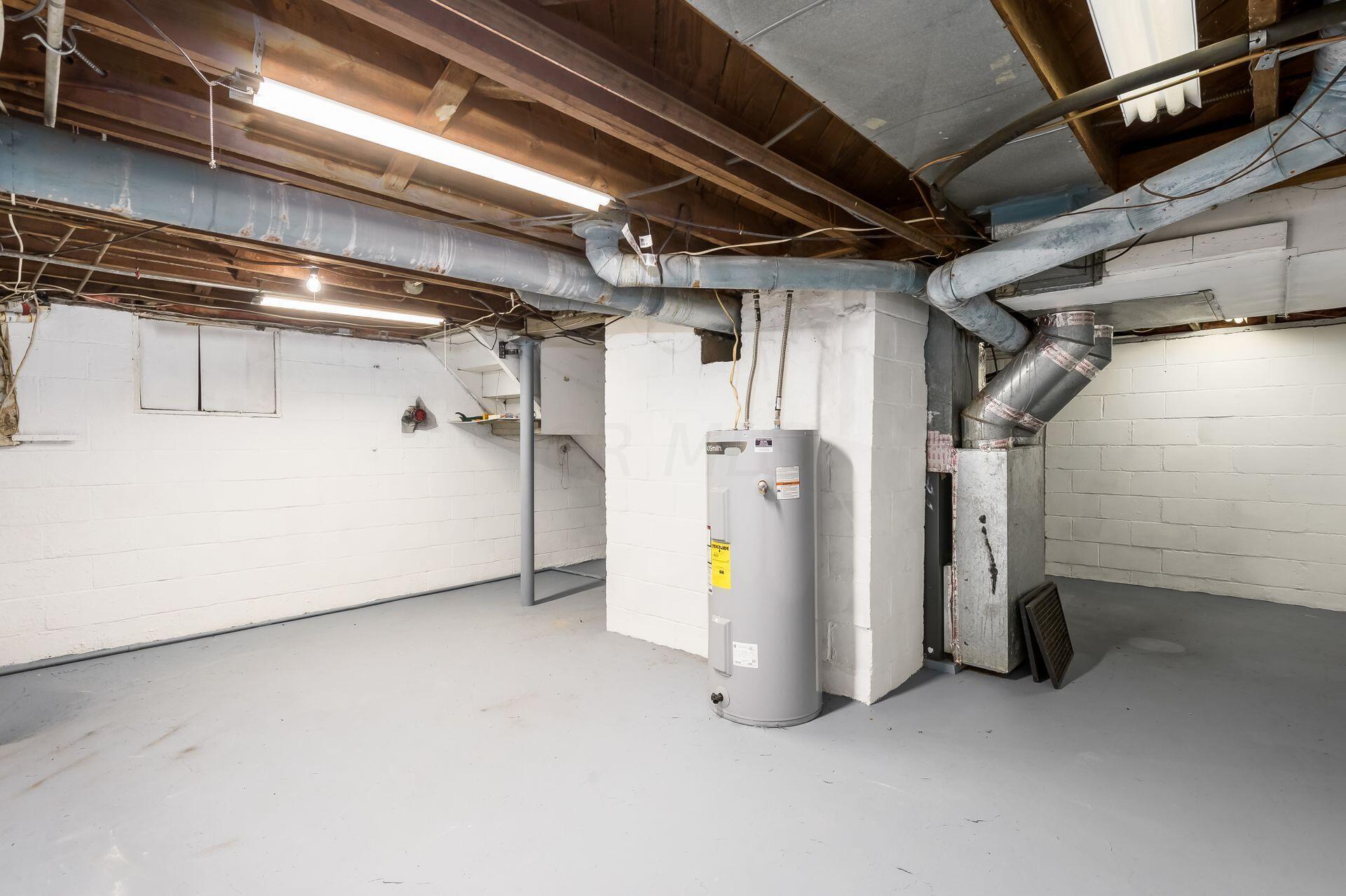 402 S Burgess Avenue