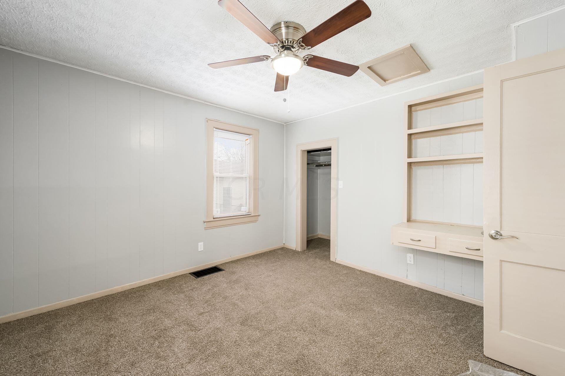 402 S Burgess Avenue