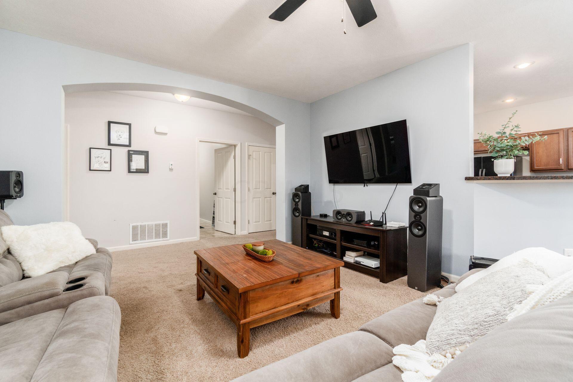 9106 Scenic View Circle