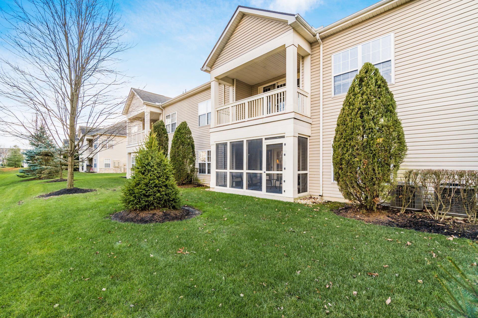 9106 Scenic View Circle