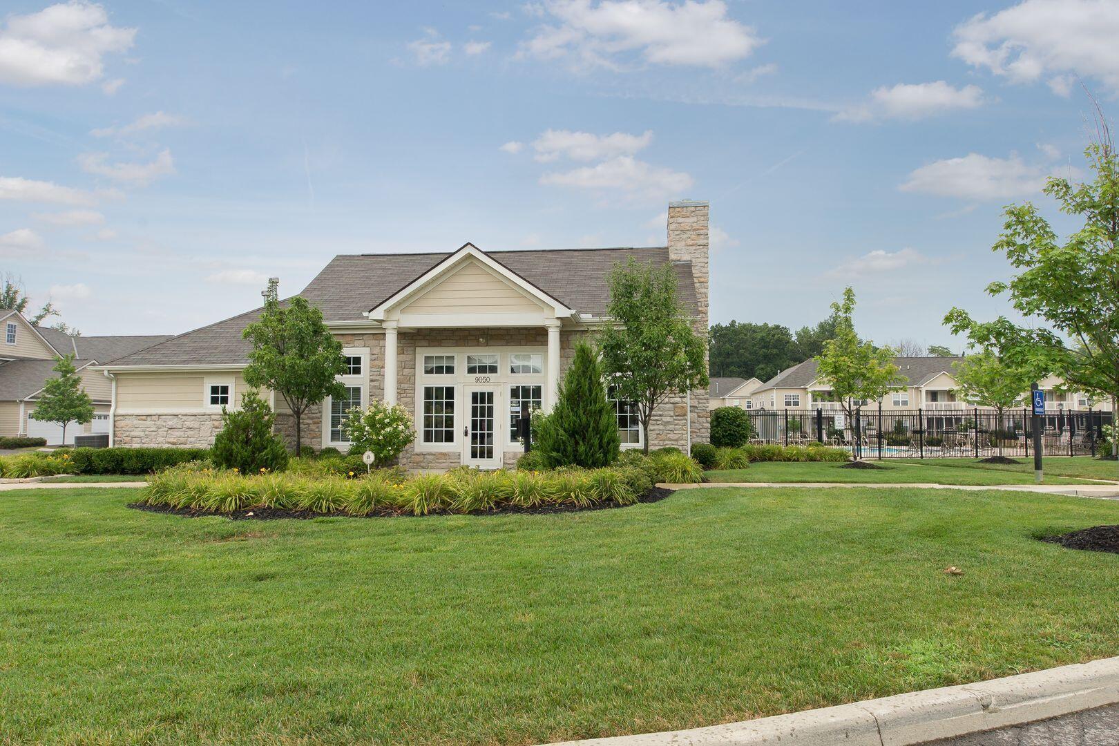 9106 Scenic View Circle