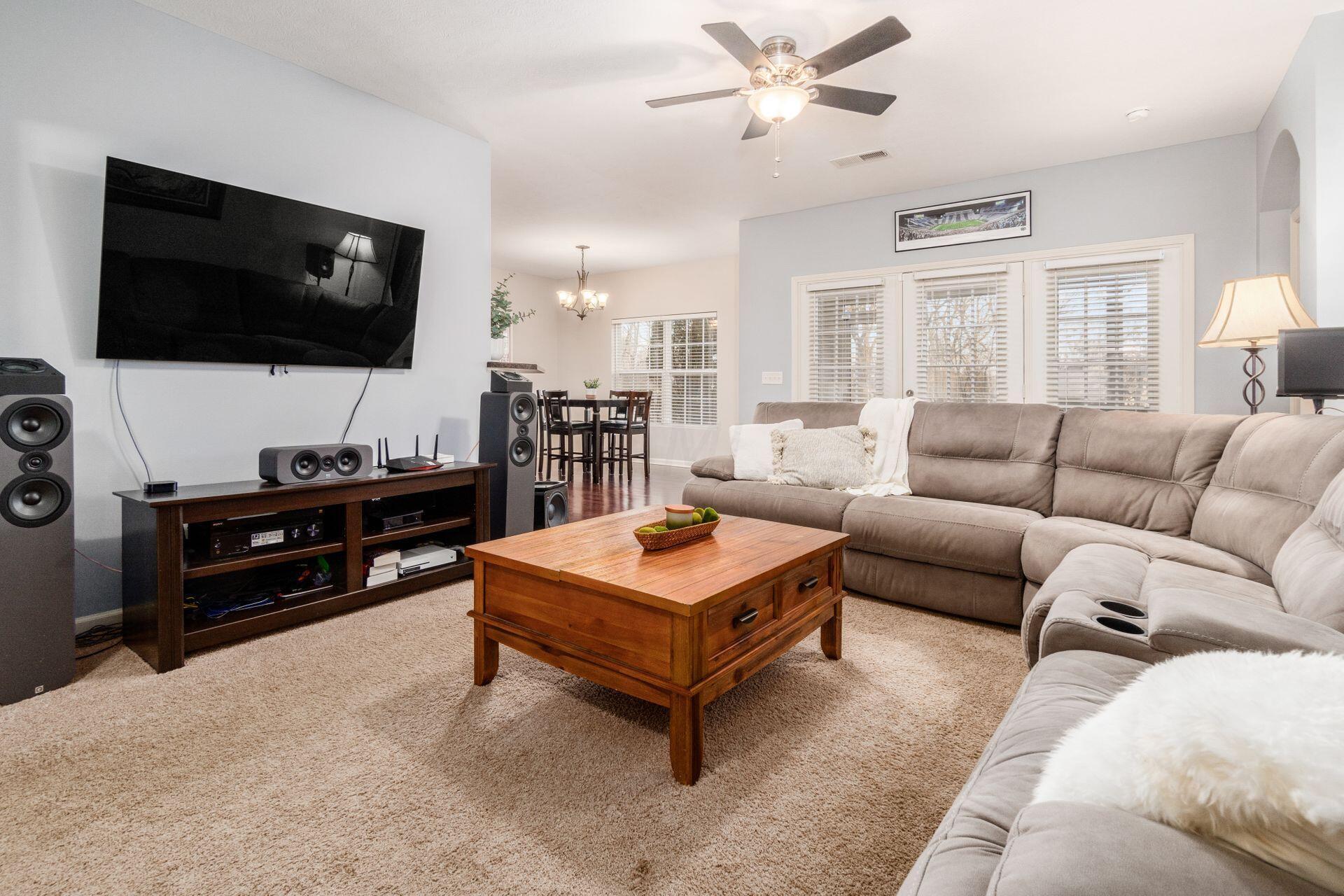 9106 Scenic View Circle