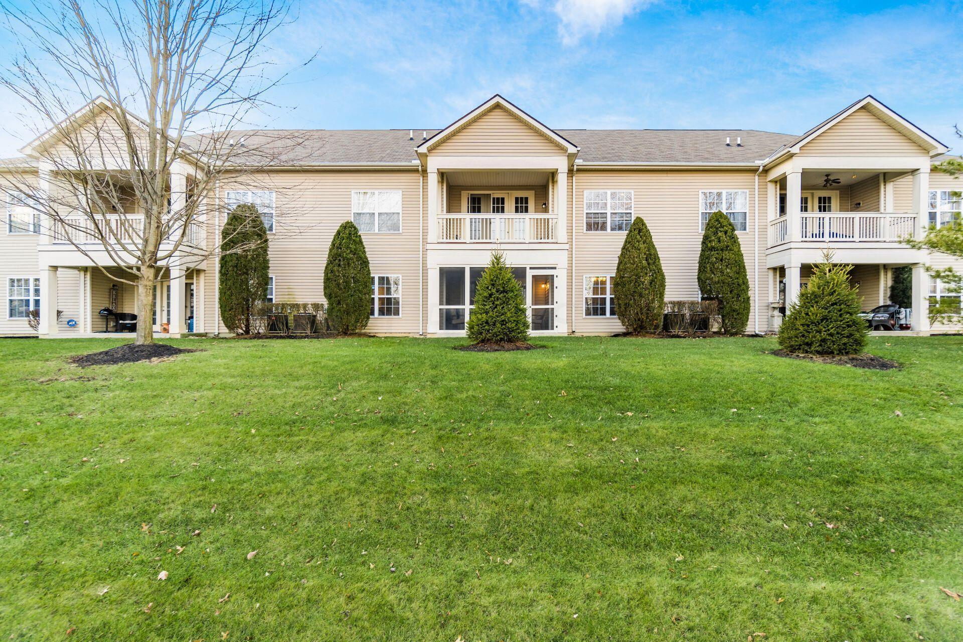 9106 Scenic View Circle