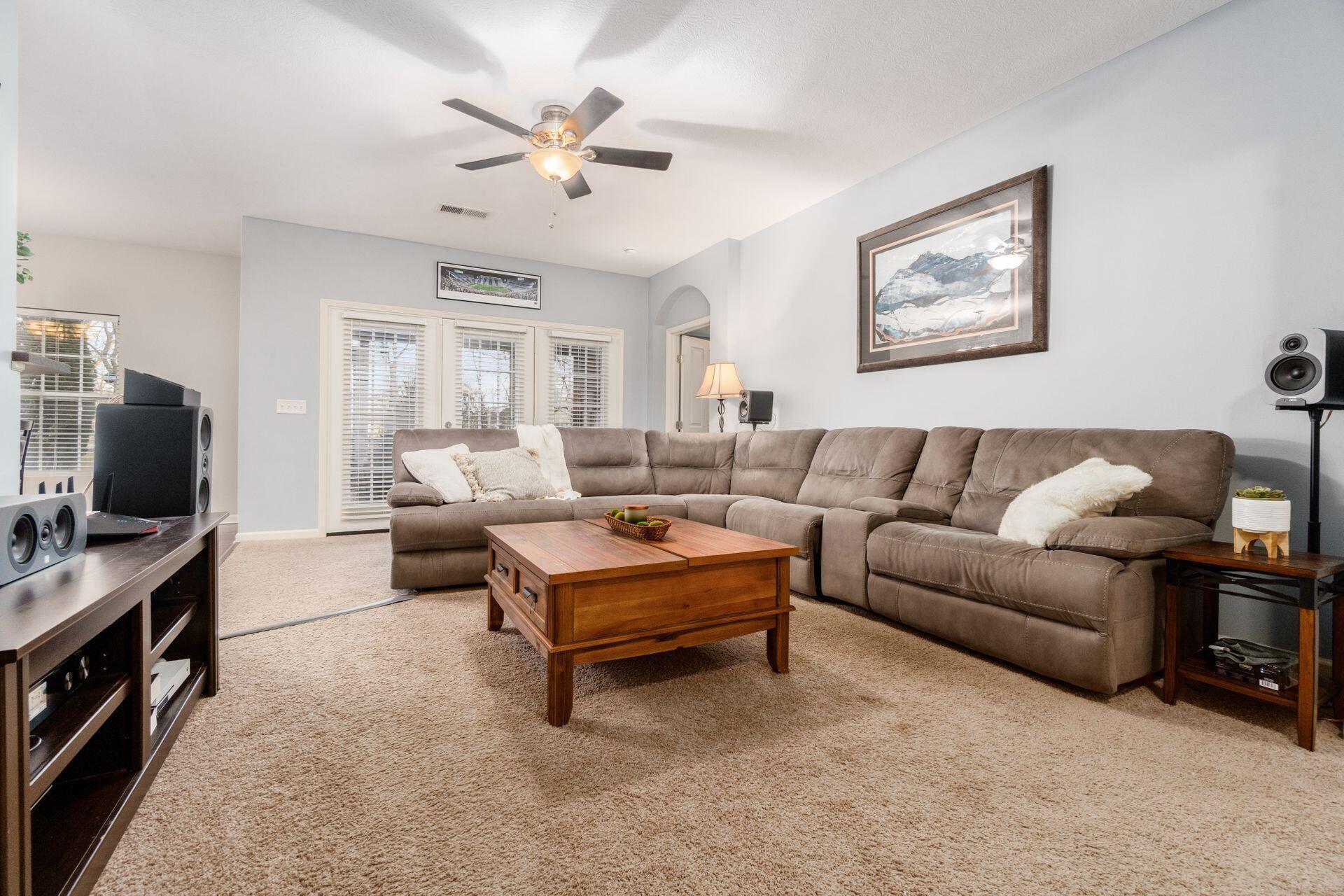 9106 Scenic View Circle