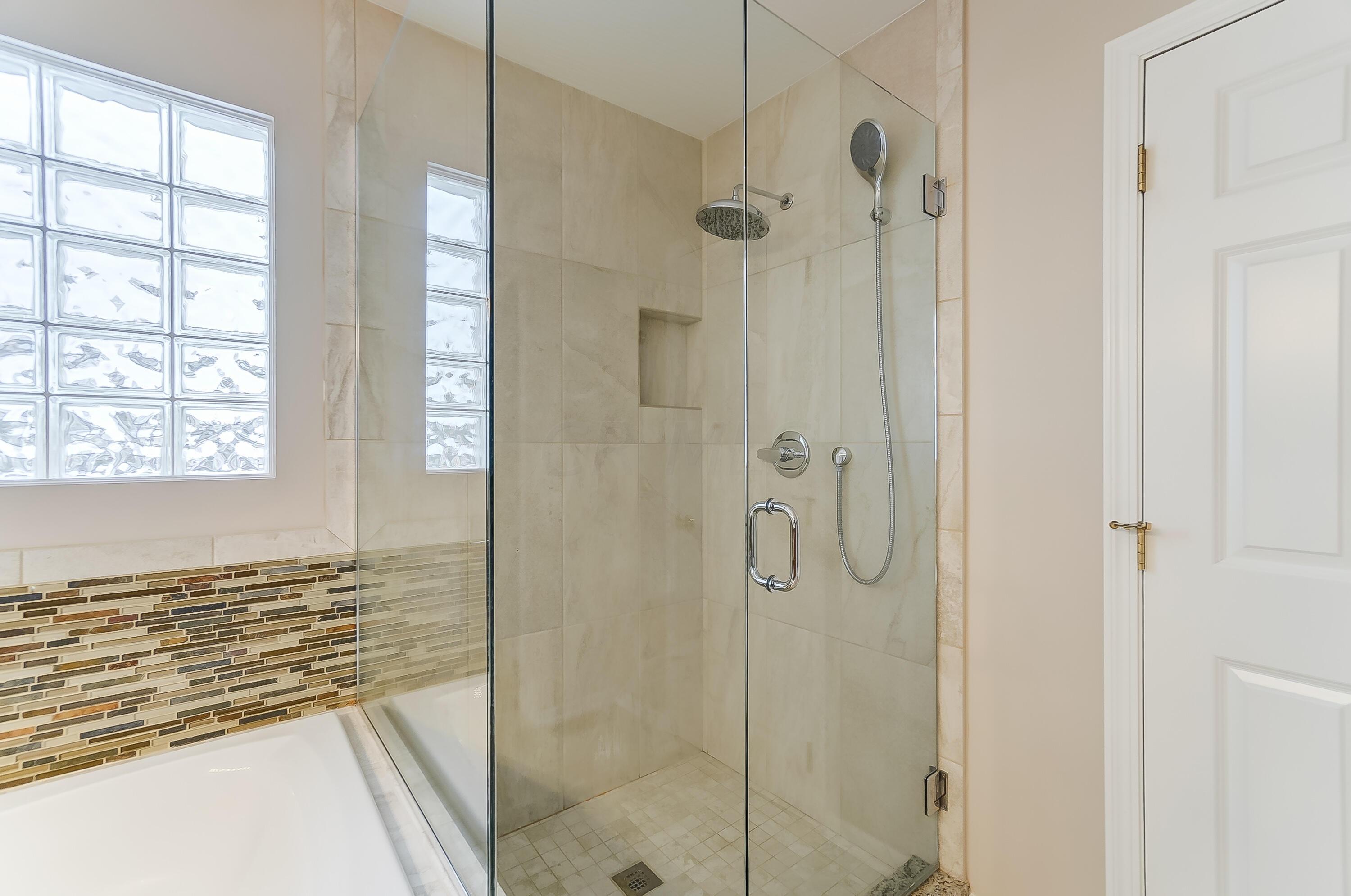 7822 Tree Lake Boulevard