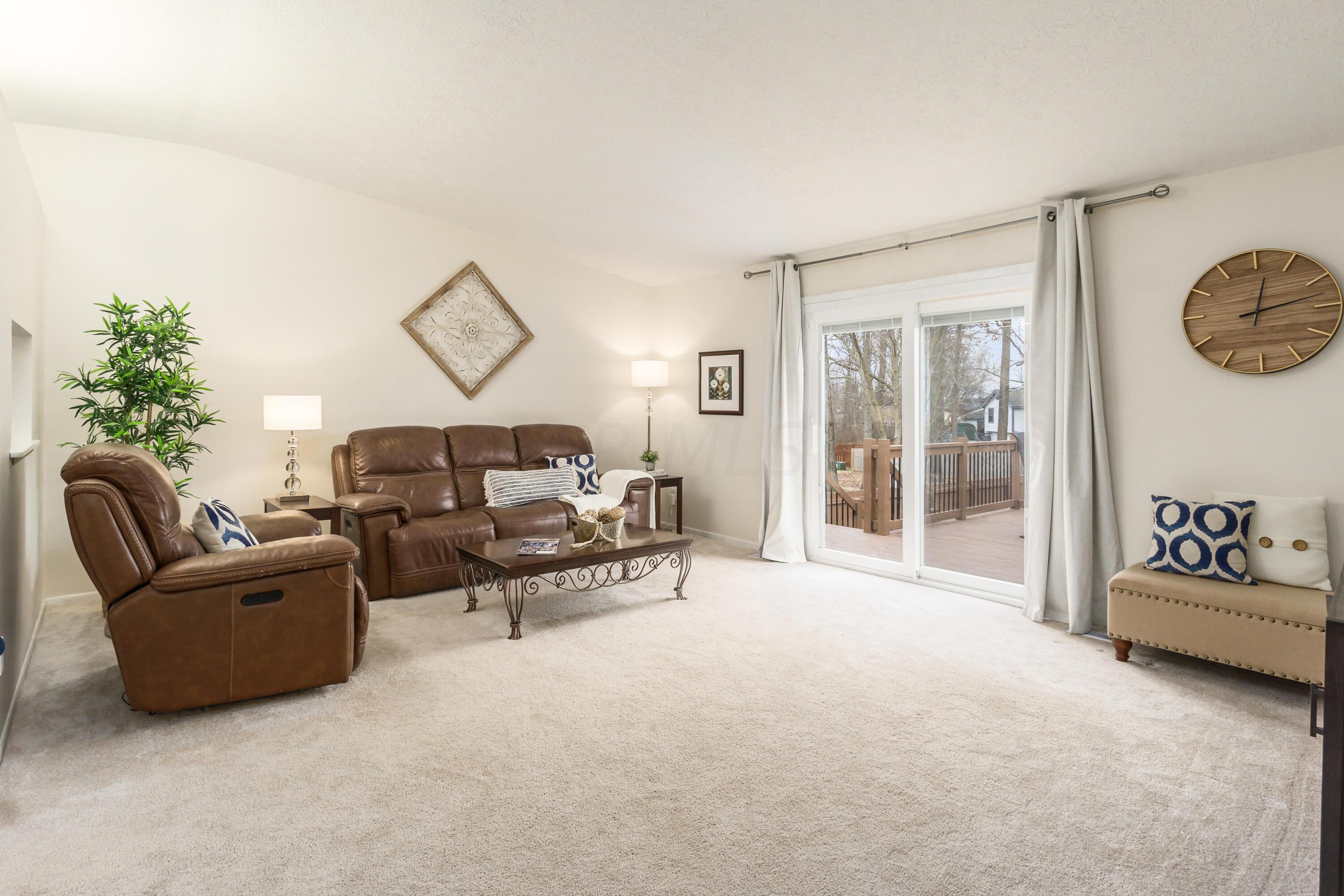 3942 Chickadee Court