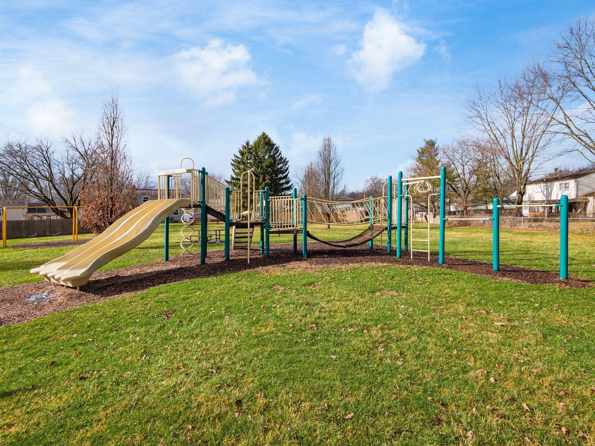 3942 Chickadee Court