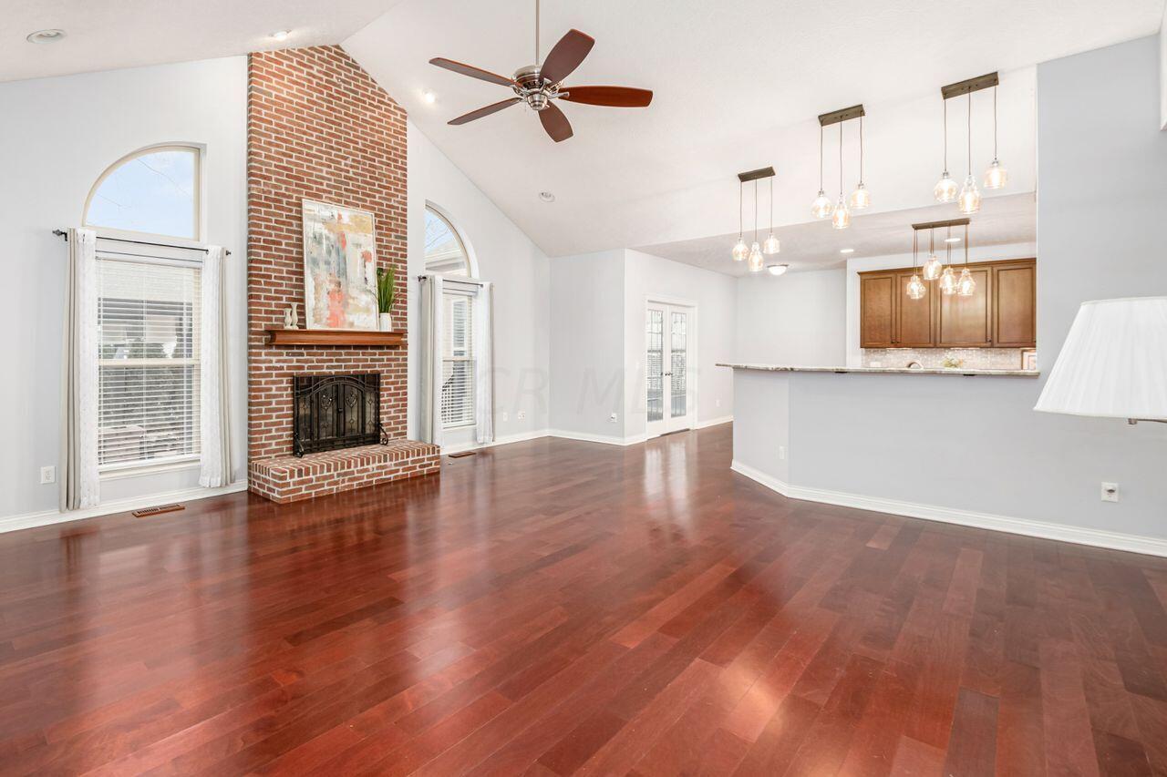 5021 Shoreside Drive