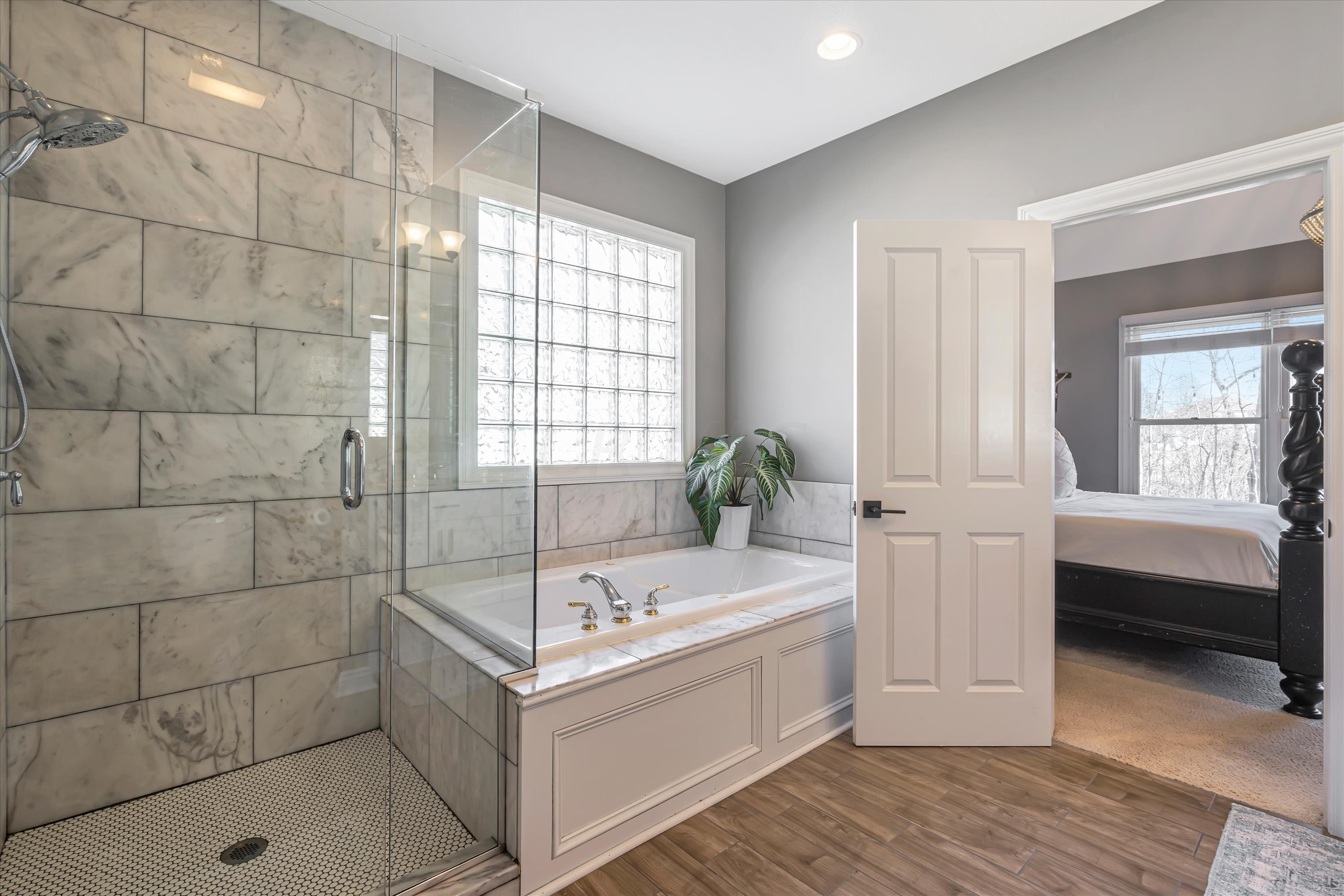 6947 Regency Drive