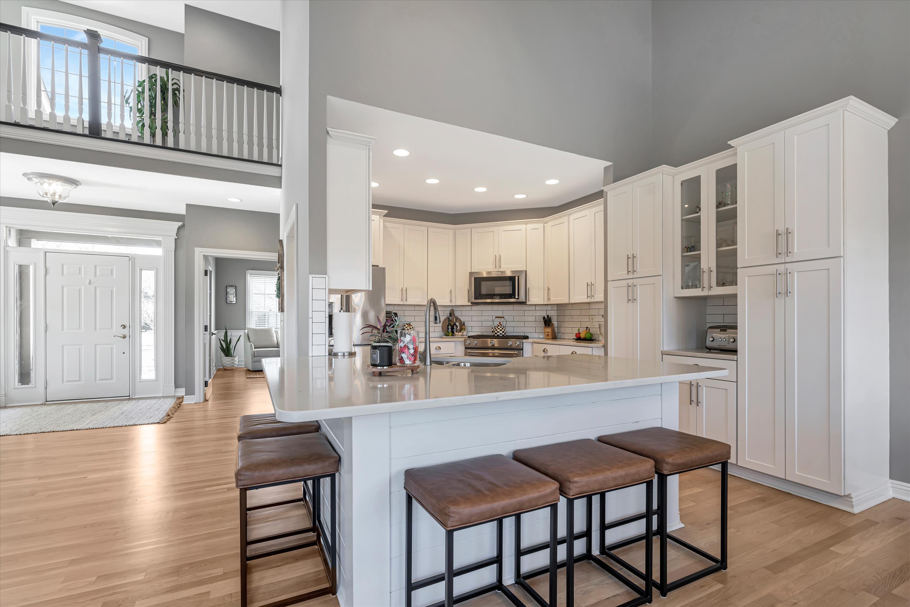 6947 Regency Drive