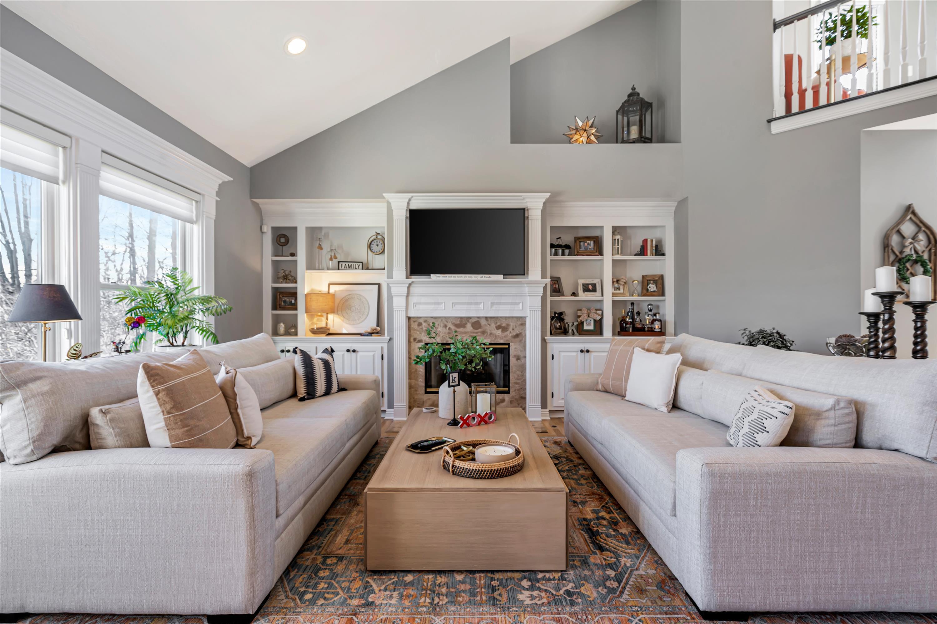 6947 Regency Drive