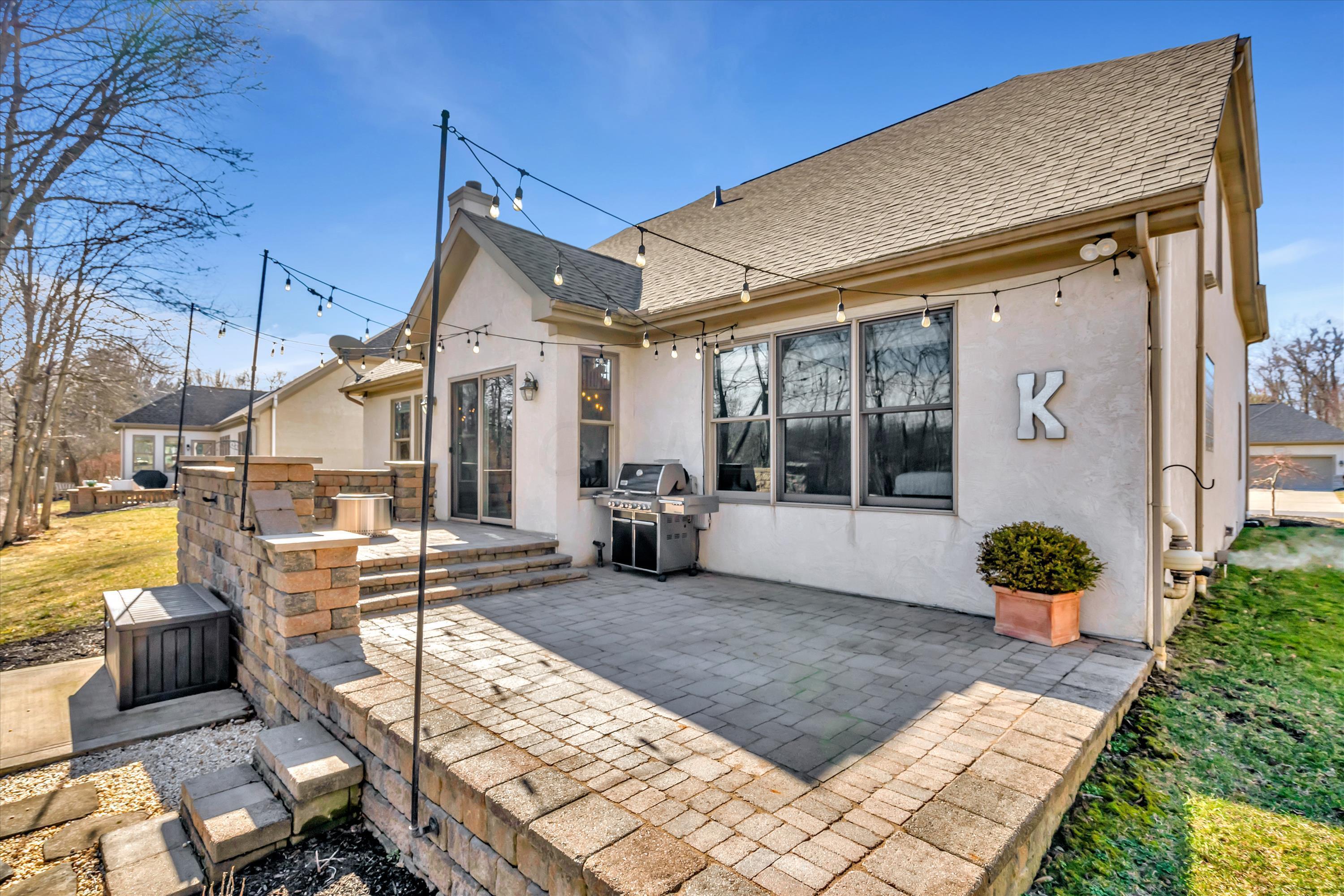 6947 Regency Drive